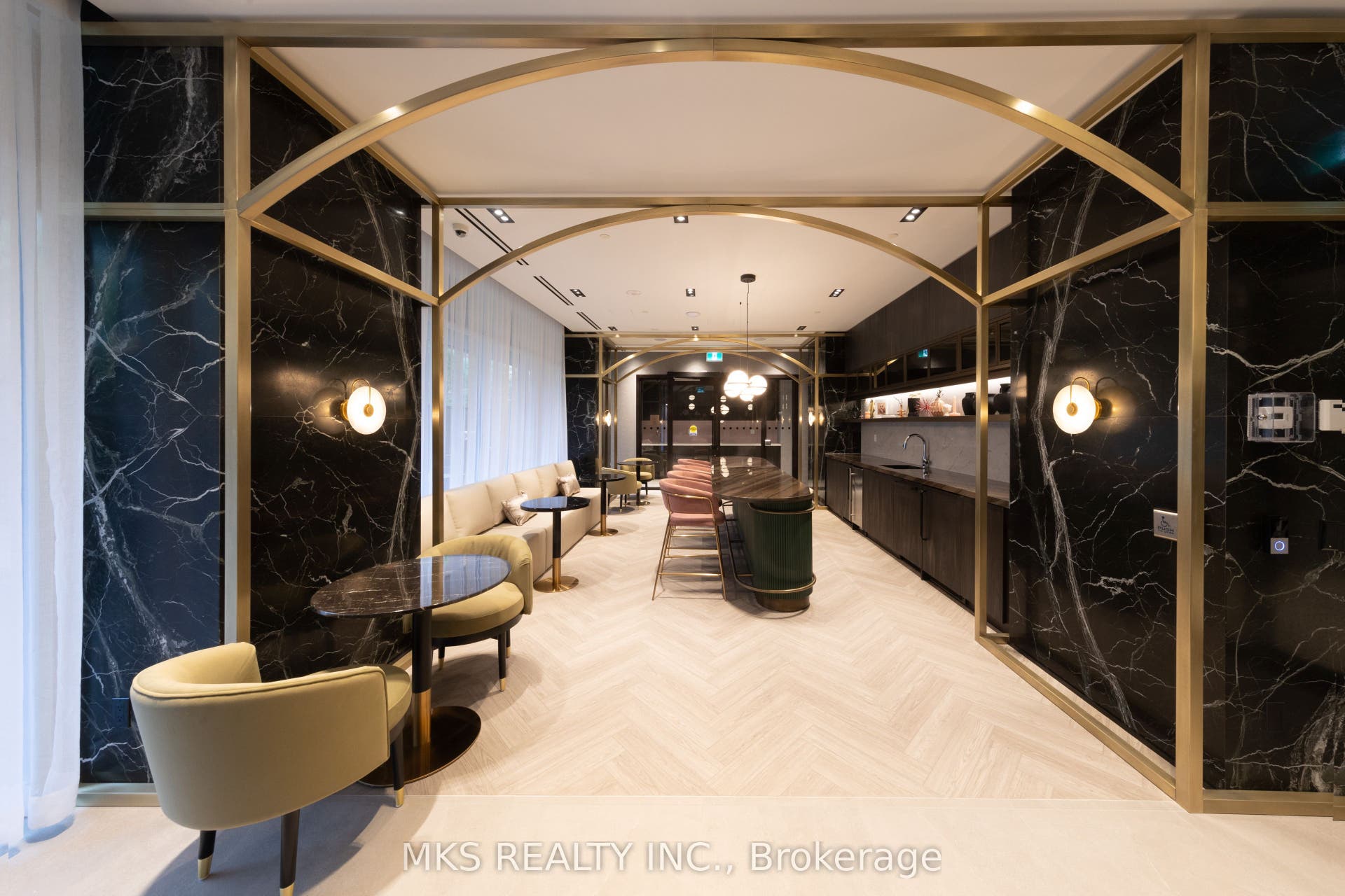 771 Yonge Street, #610, Toronto C, Toronto ON M4W 2G4