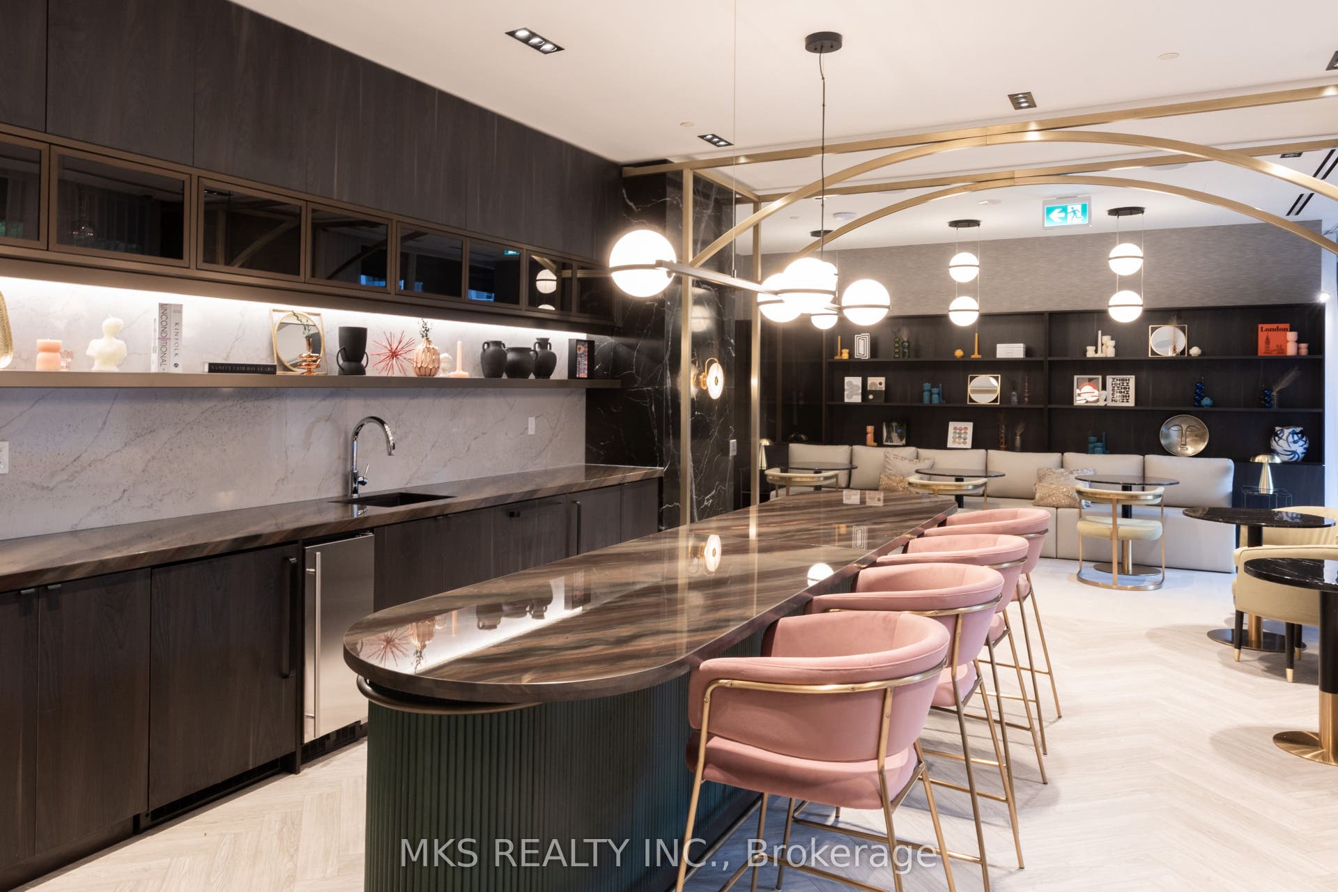 771 Yonge Street, #610, Toronto C, Toronto ON M4W 2G4