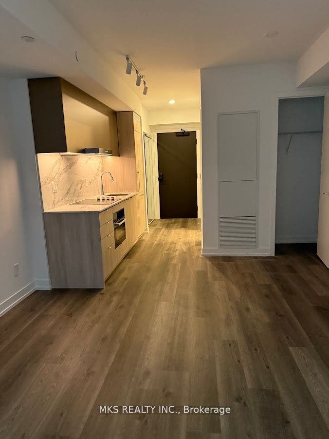 771 Yonge Street, #610, Toronto C, Toronto ON M4W 2G4