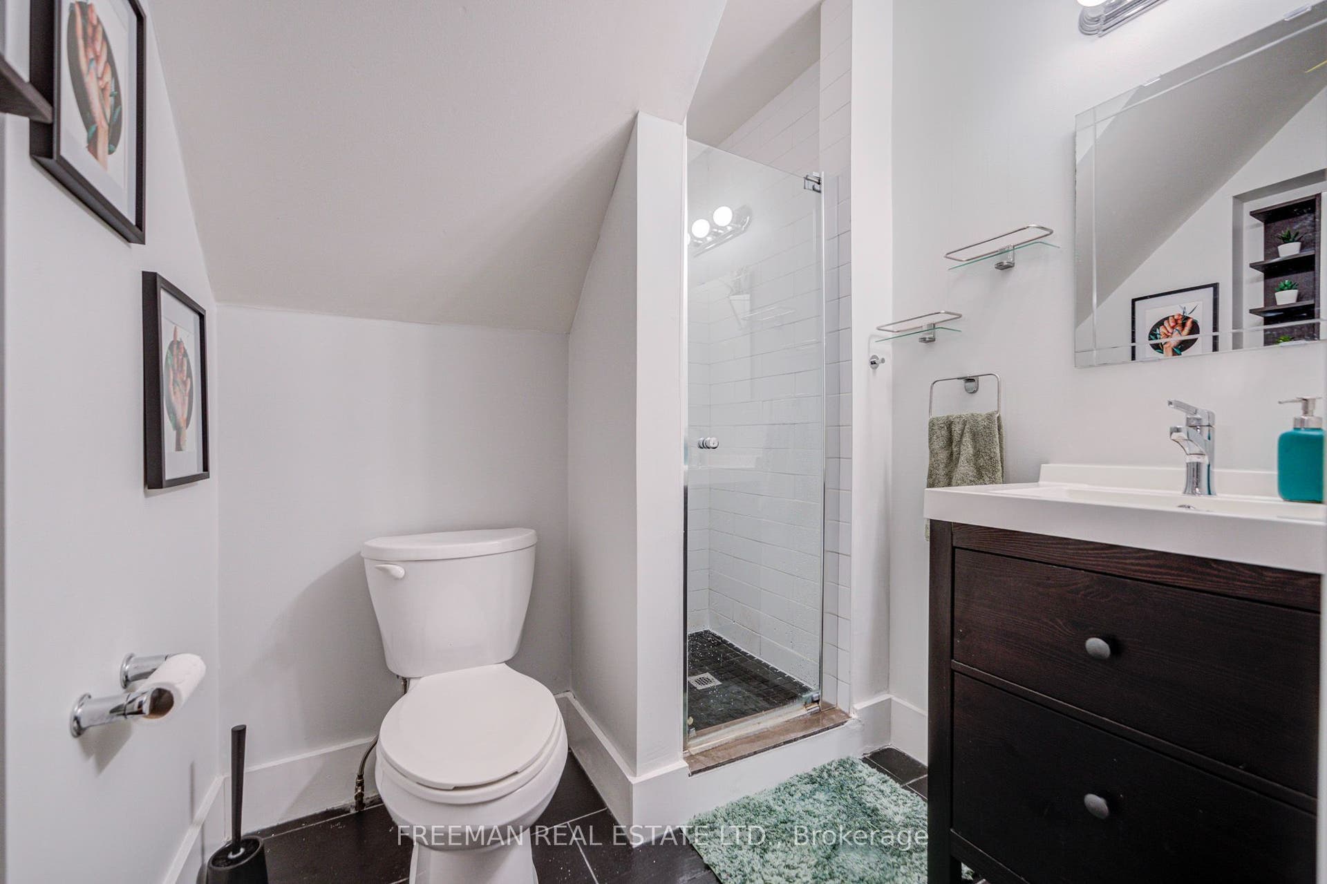 468 Markham Street, Toronto C, Toronto ON M6G 2L3