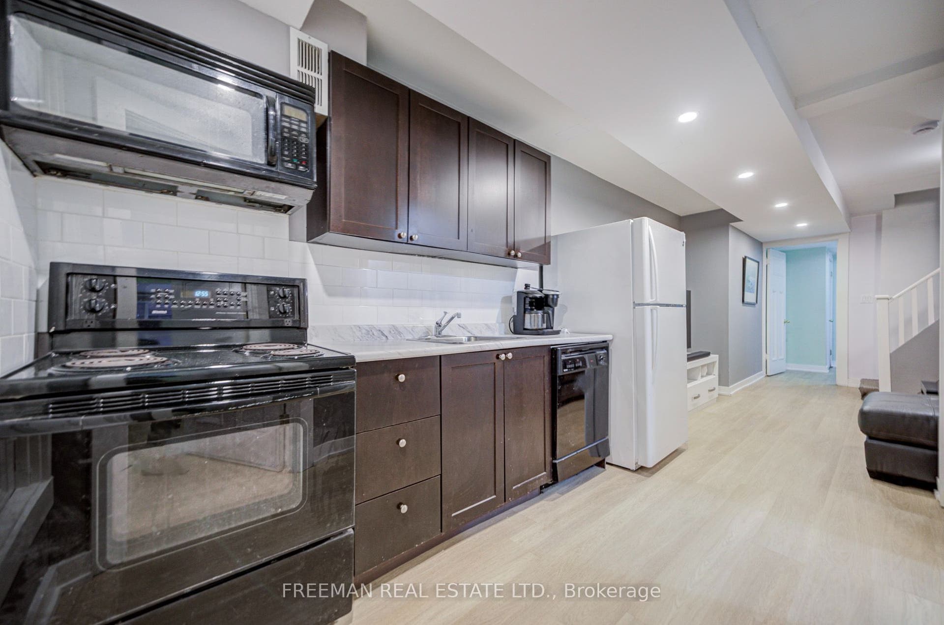 468 Markham Street, Toronto C, Toronto ON M6G 2L3