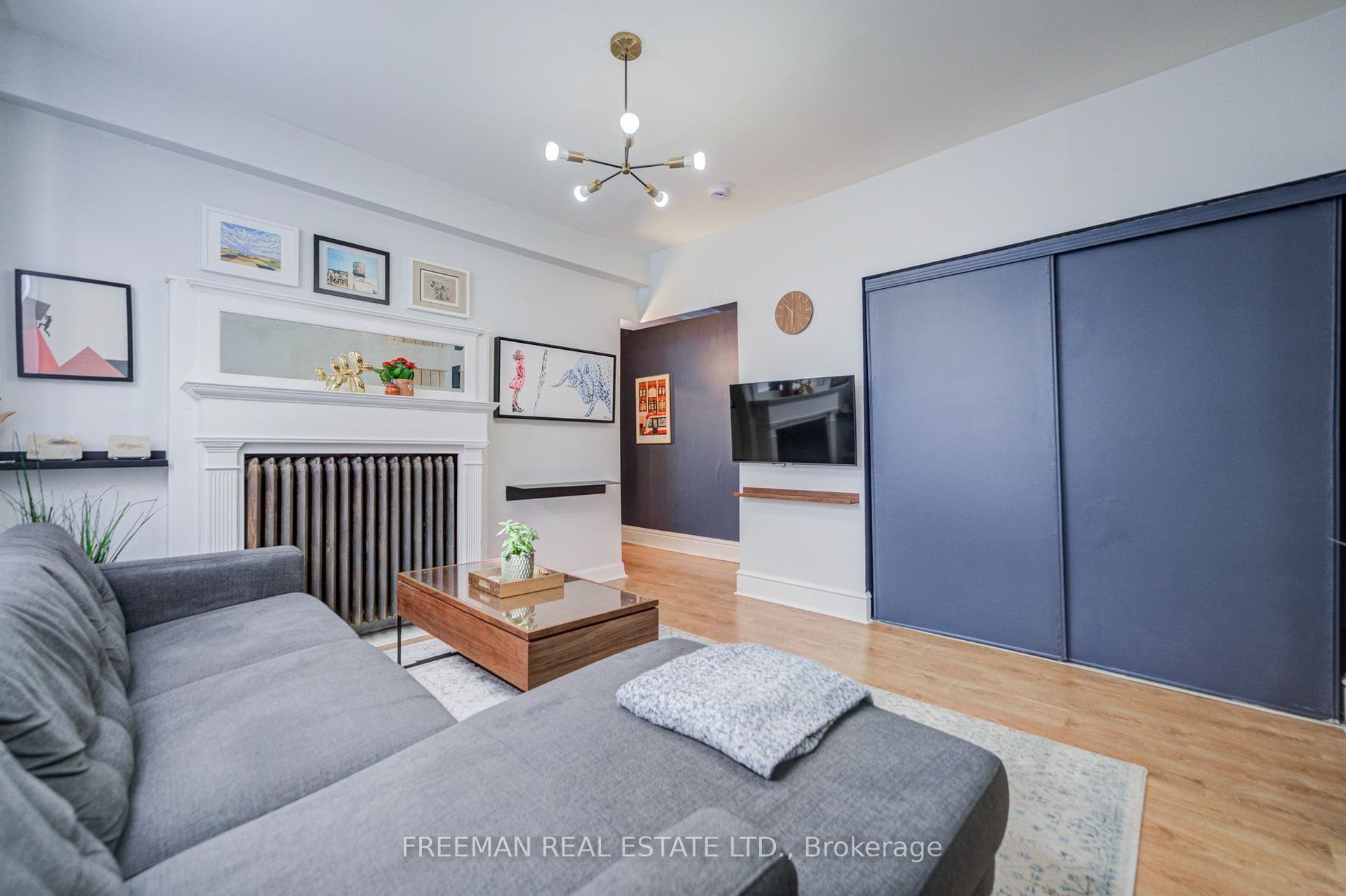 468 Markham Street, Toronto C, Toronto ON M6G 2L3