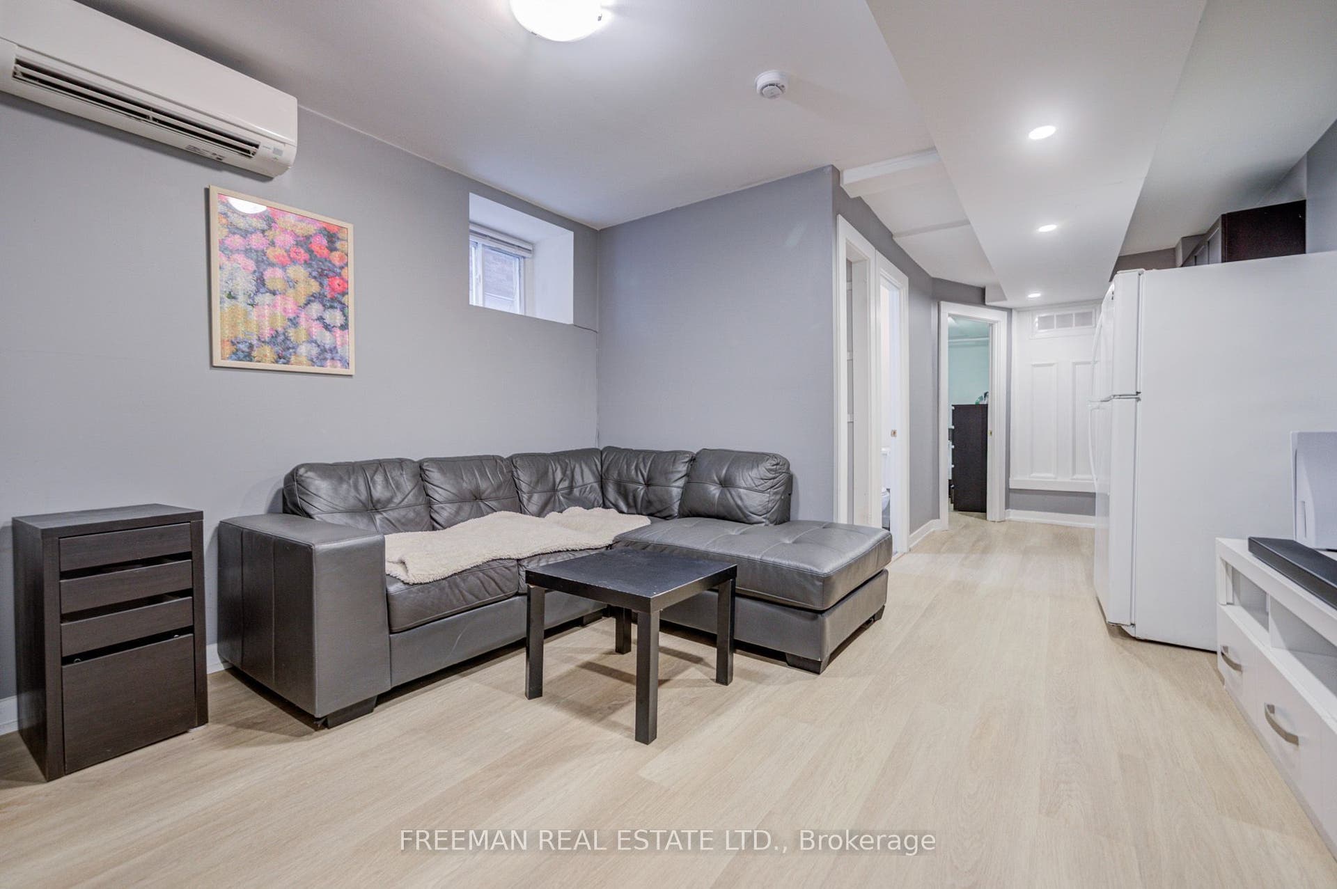 468 Markham Street, Toronto C, Toronto ON M6G 2L3