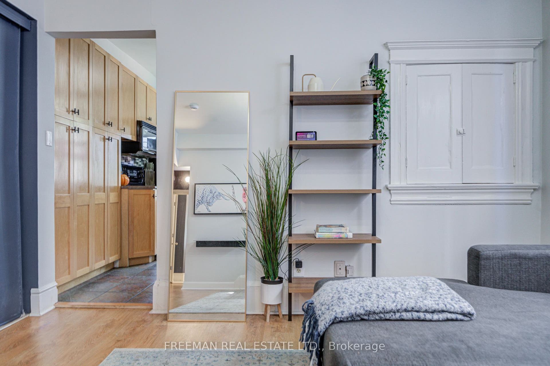 468 Markham Street, Toronto C, Toronto ON M6G 2L3