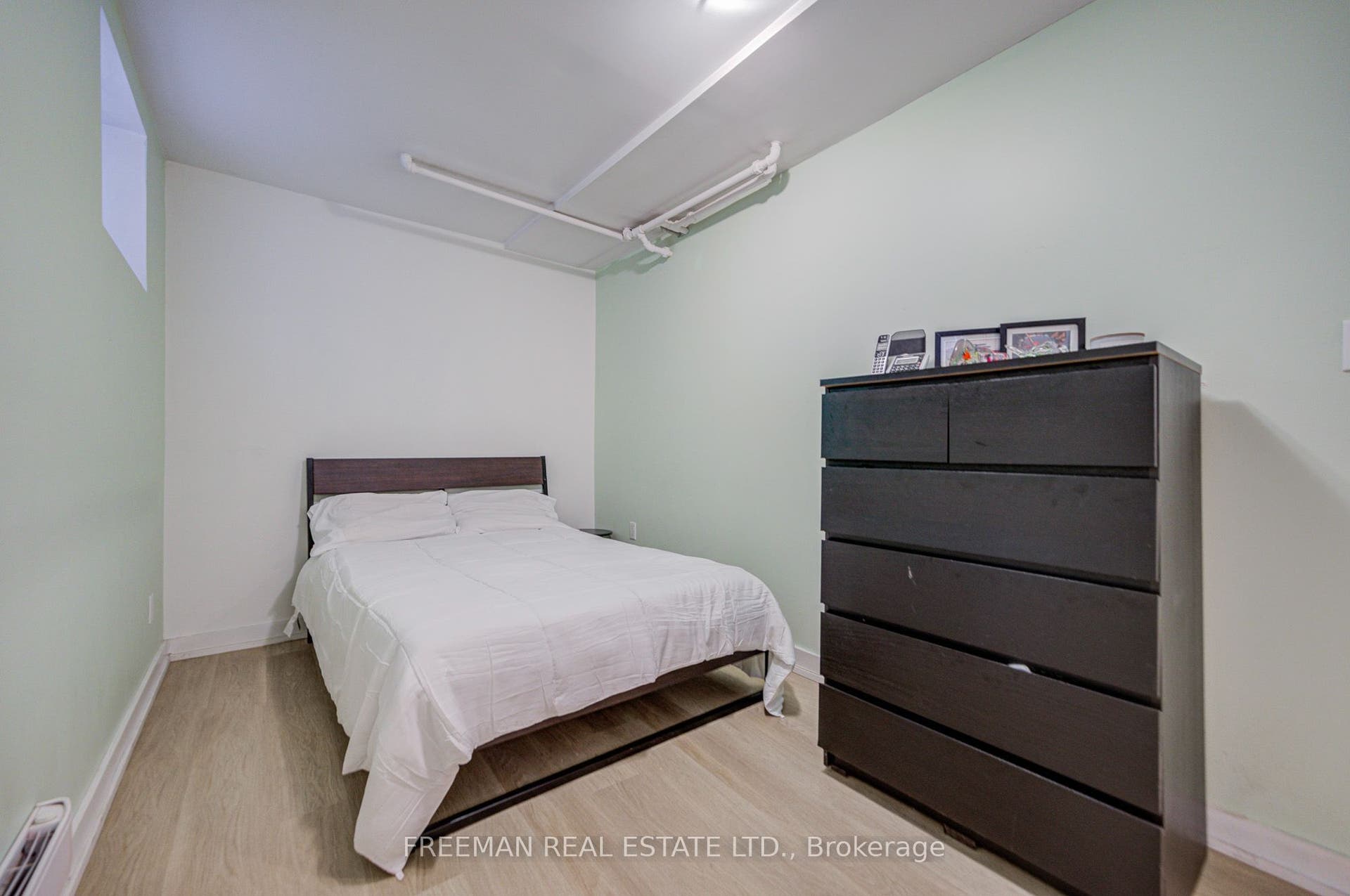 468 Markham Street, Toronto C, Toronto ON M6G 2L3