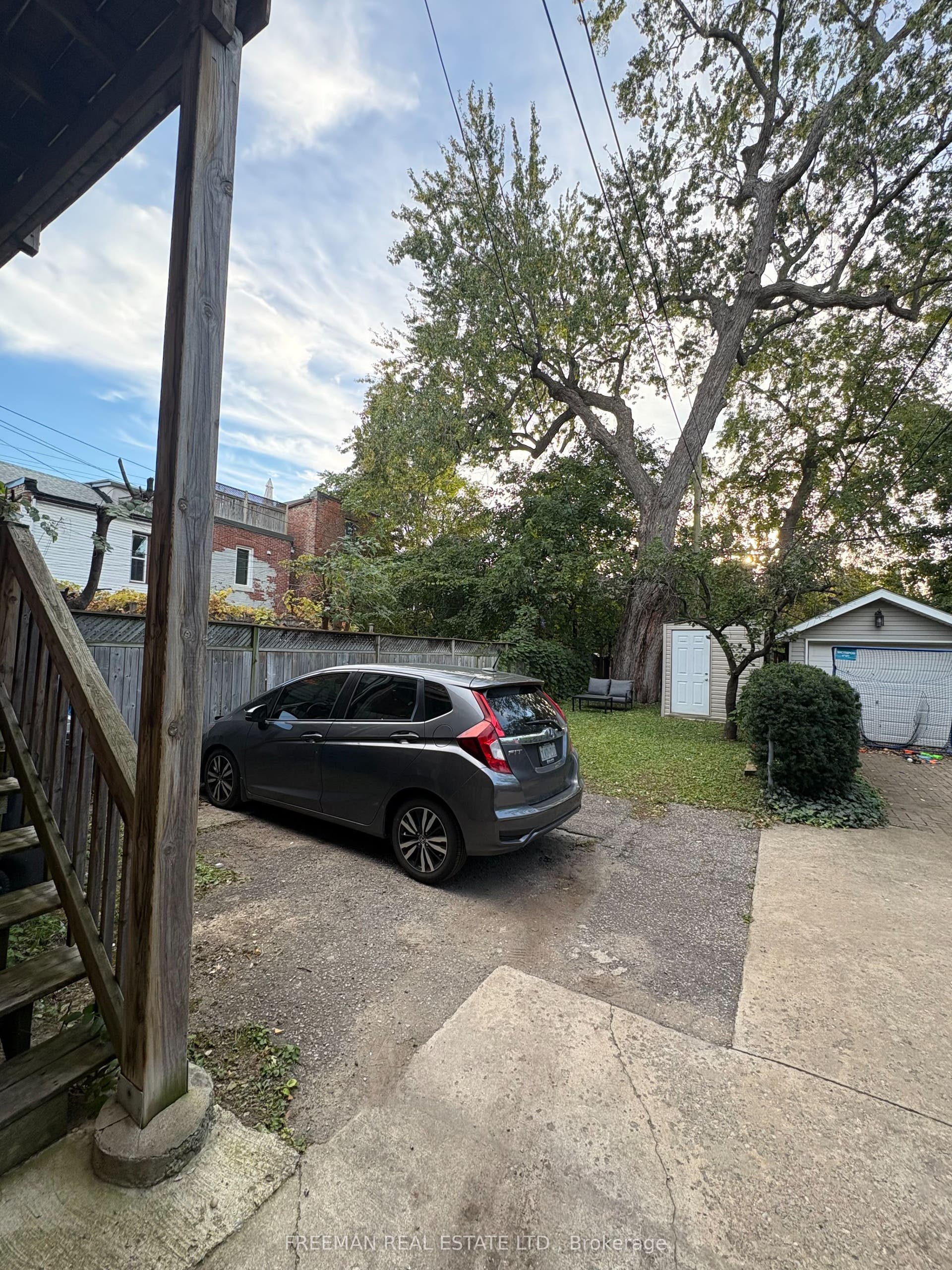 468 Markham Street, Toronto C, Toronto ON M6G 2L3