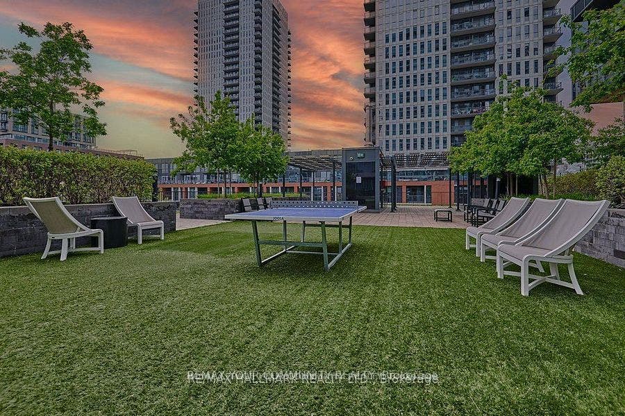 20 Tubman Avenue, #2512, Toronto C, Toronto ON M5A 0M5