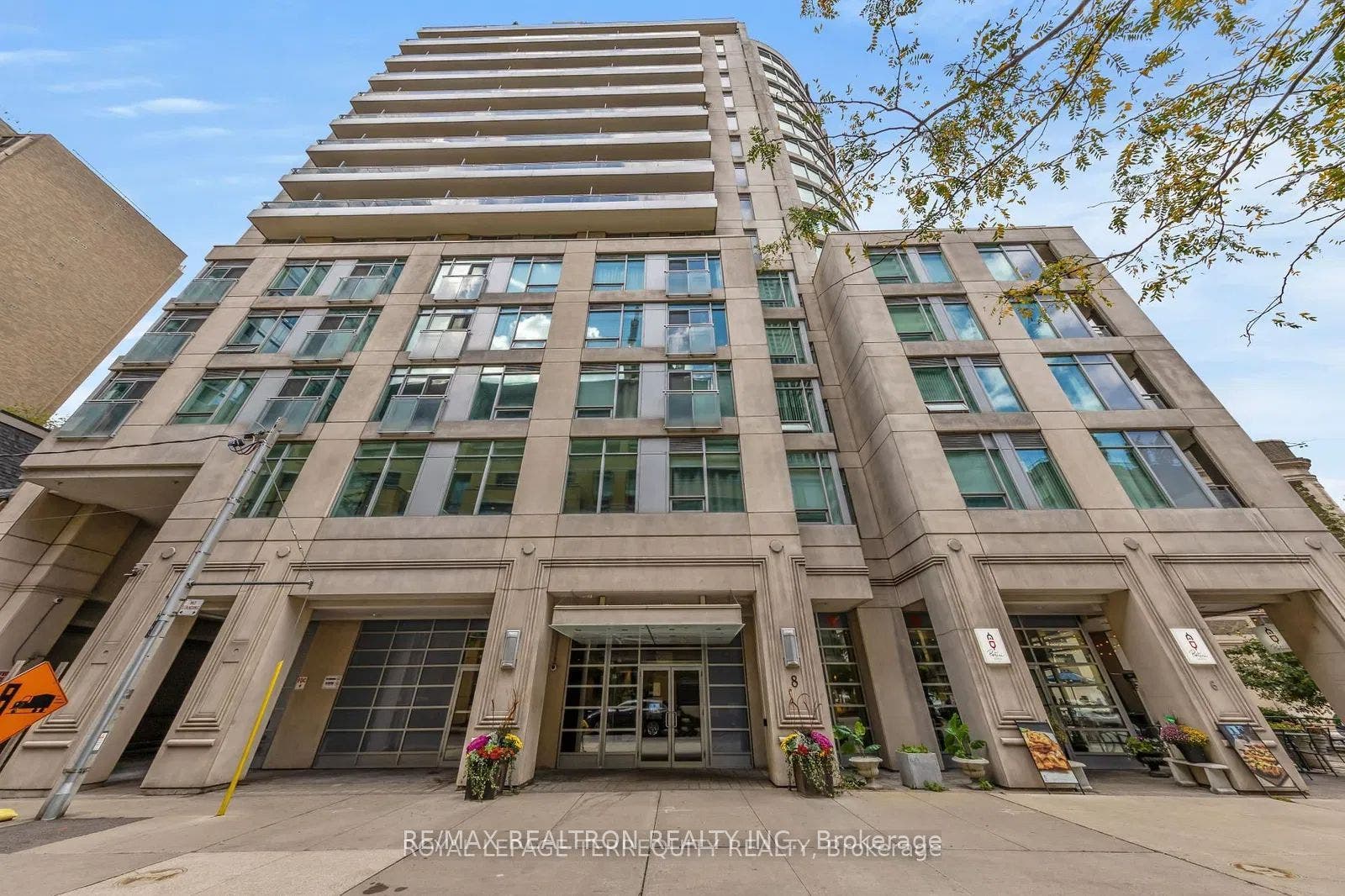 8 Scollard Street, #L707, Toronto C02, Toronto C, Toronto ON M5R 1M2