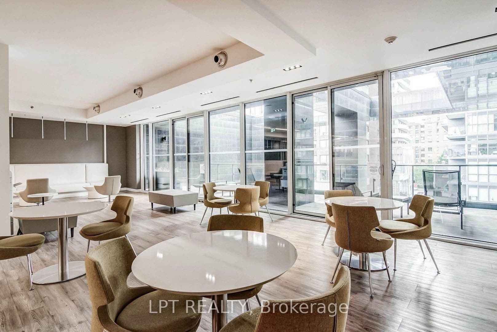 181 Dundas Street E, #807, Toronto C, Toronto ON M5A 0N5
