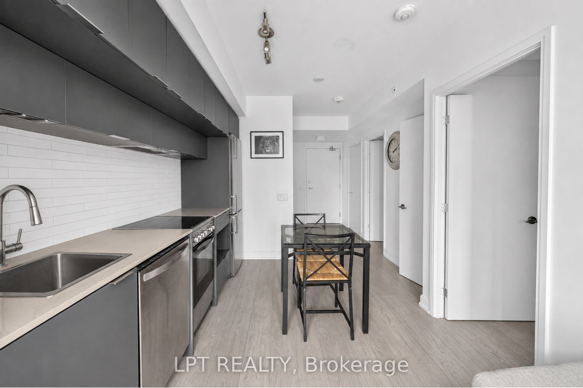 181 Dundas Street E, #807, Toronto C, Toronto ON M5A 0N5