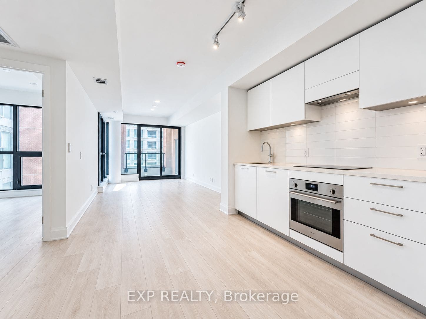 33 Frederick Todd Way, #431, Toronto C11, Toronto C, Toronto ON M4G 0C9 33 Frederick Todd Way, #431, Toronto C11, Toronto C, Toronto ON M4G 0C9
