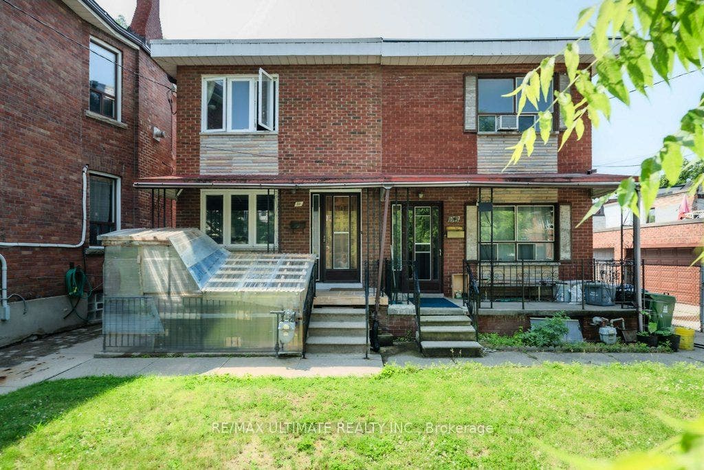 53 Churchill Avenue, #Main, Toronto C01, Toronto C, Toronto ON M6J 2B5