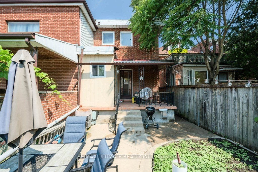 53 Churchill Avenue, #Main, Toronto C01, Toronto C, Toronto ON M6J 2B5
