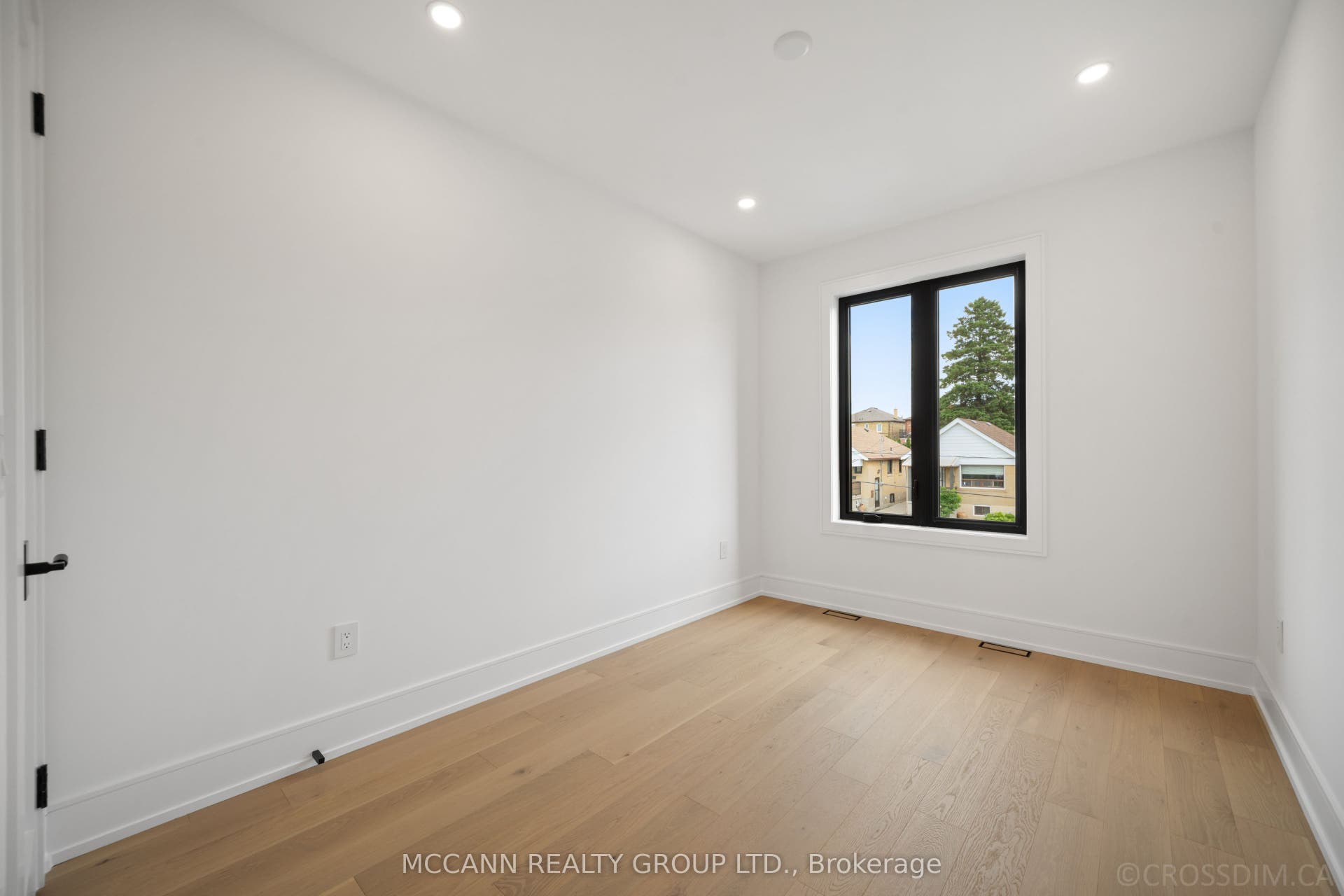 526 Westmount Avenue, Toronto C03, Toronto C, Toronto ON M6E 3N7 526 Westmount Avenue, Toronto C03, Toronto C, Toronto ON M6E 3N7