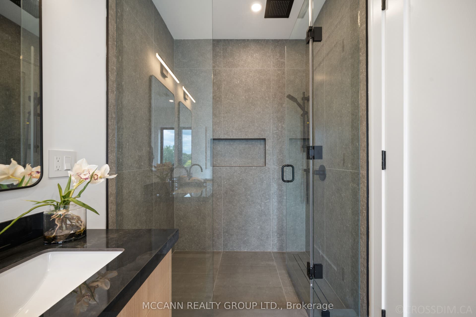 526 Westmount Avenue, Toronto C03, Toronto C, Toronto ON M6E 3N7 526 Westmount Avenue, Toronto C03, Toronto C, Toronto ON M6E 3N7