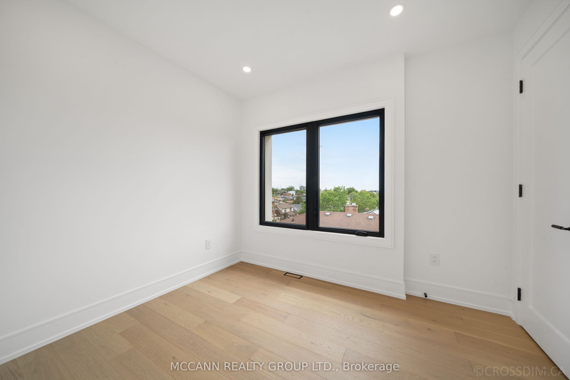 526 Westmount Avenue, Toronto C03, Toronto C, Toronto ON M6E 3N7 526 Westmount Avenue, Toronto C03, Toronto C, Toronto ON M6E 3N7