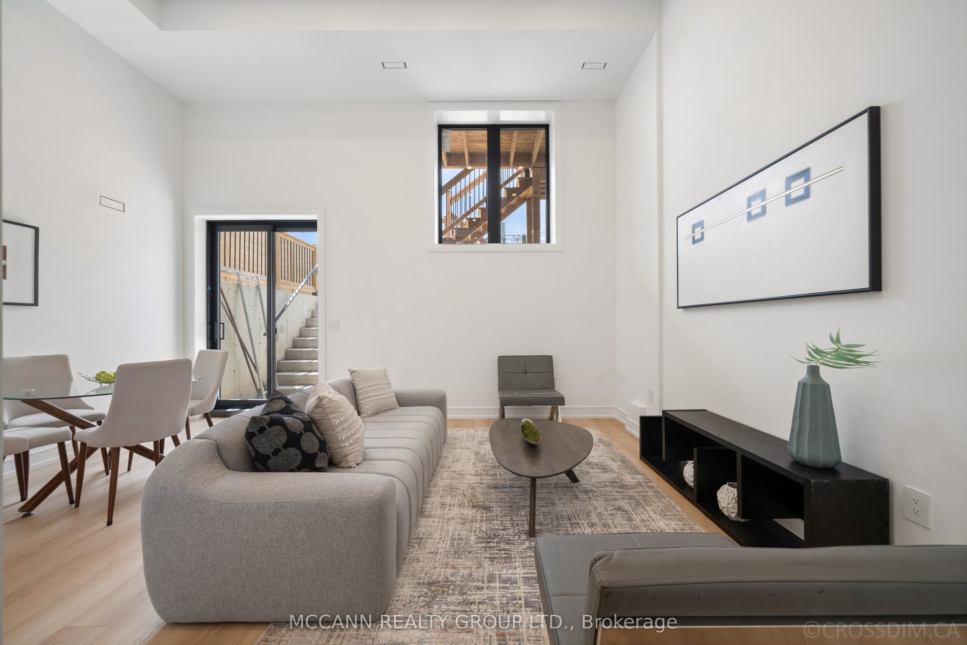 526 Westmount Avenue, Toronto C03, Toronto C, Toronto ON M6E 3N7 526 Westmount Avenue, Toronto C03, Toronto C, Toronto ON M6E 3N7