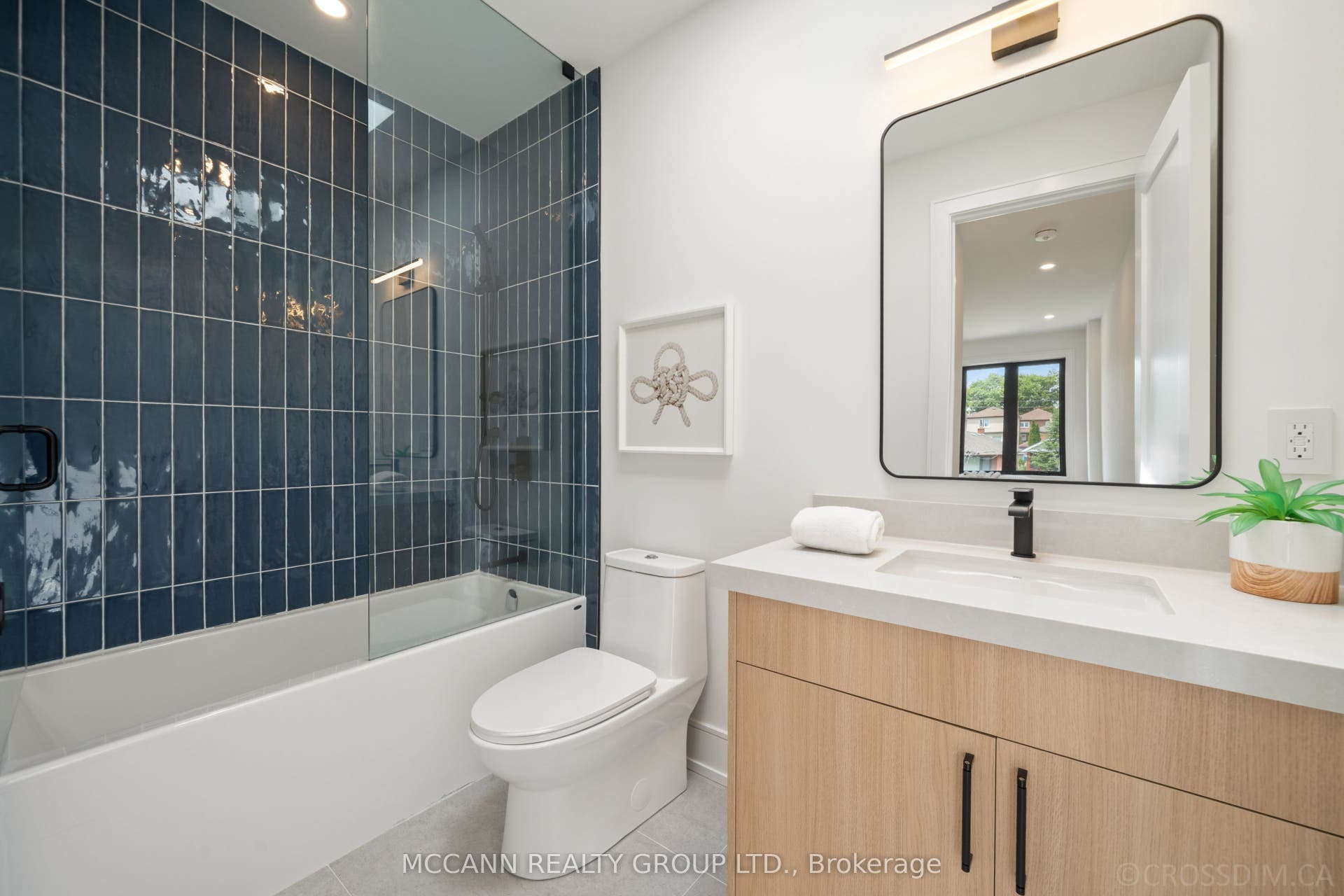 526 Westmount Avenue, Toronto C03, Toronto C, Toronto ON M6E 3N7 526 Westmount Avenue, Toronto C03, Toronto C, Toronto ON M6E 3N7
