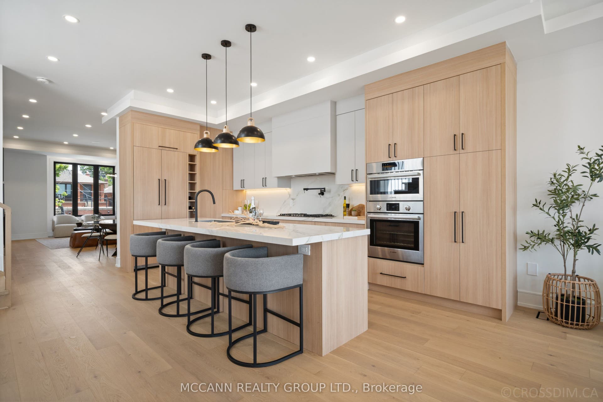 526 Westmount Avenue, Toronto C03, Toronto C, Toronto ON M6E 3N7 526 Westmount Avenue, Toronto C03, Toronto C, Toronto ON M6E 3N7