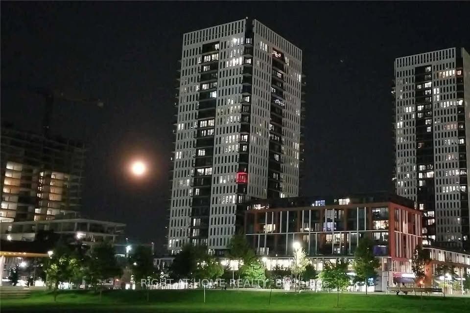 55 Regent Park Boulevard, #2003, Toronto C, Toronto ON M5A 0C2 55 Regent Park Boulevard, #2003, Toronto C, Toronto ON M5A 0C2