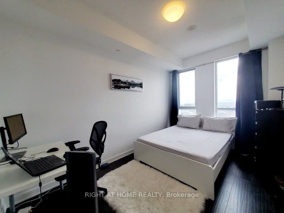 55 Regent Park Boulevard, #2003, Toronto C, Toronto ON M5A 0C2 55 Regent Park Boulevard, #2003, Toronto C, Toronto ON M5A 0C2