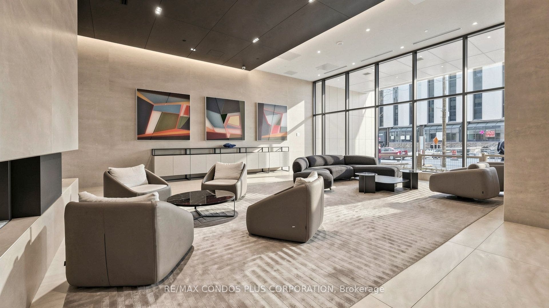 2221 Yonge Street, #506, Toronto C, Toronto ON M4S 0B8