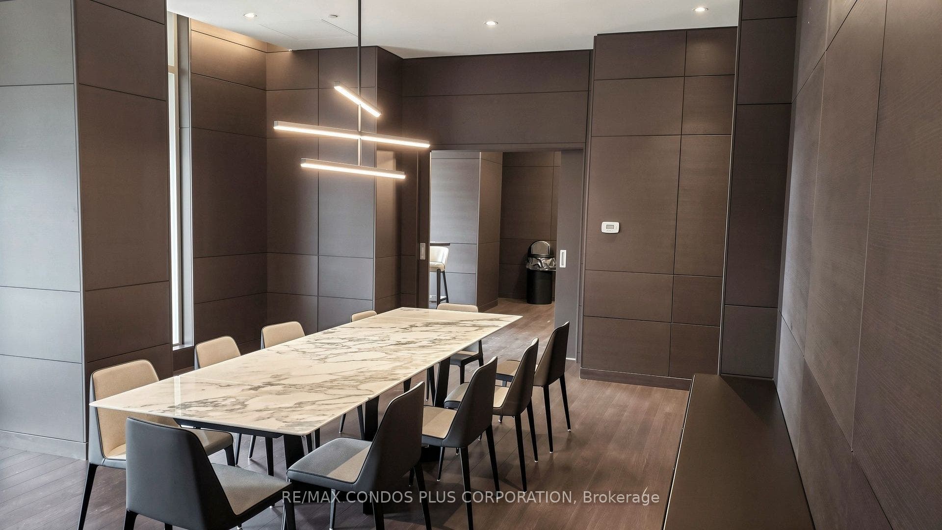 2221 Yonge Street, #506, Toronto C, Toronto ON M4S 0B8