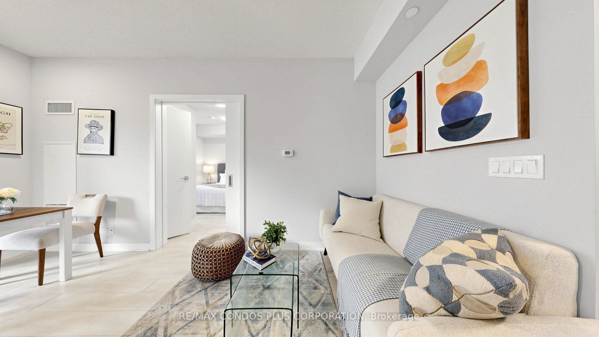 2221 Yonge Street, #506, Toronto C, Toronto ON M4S 0B8