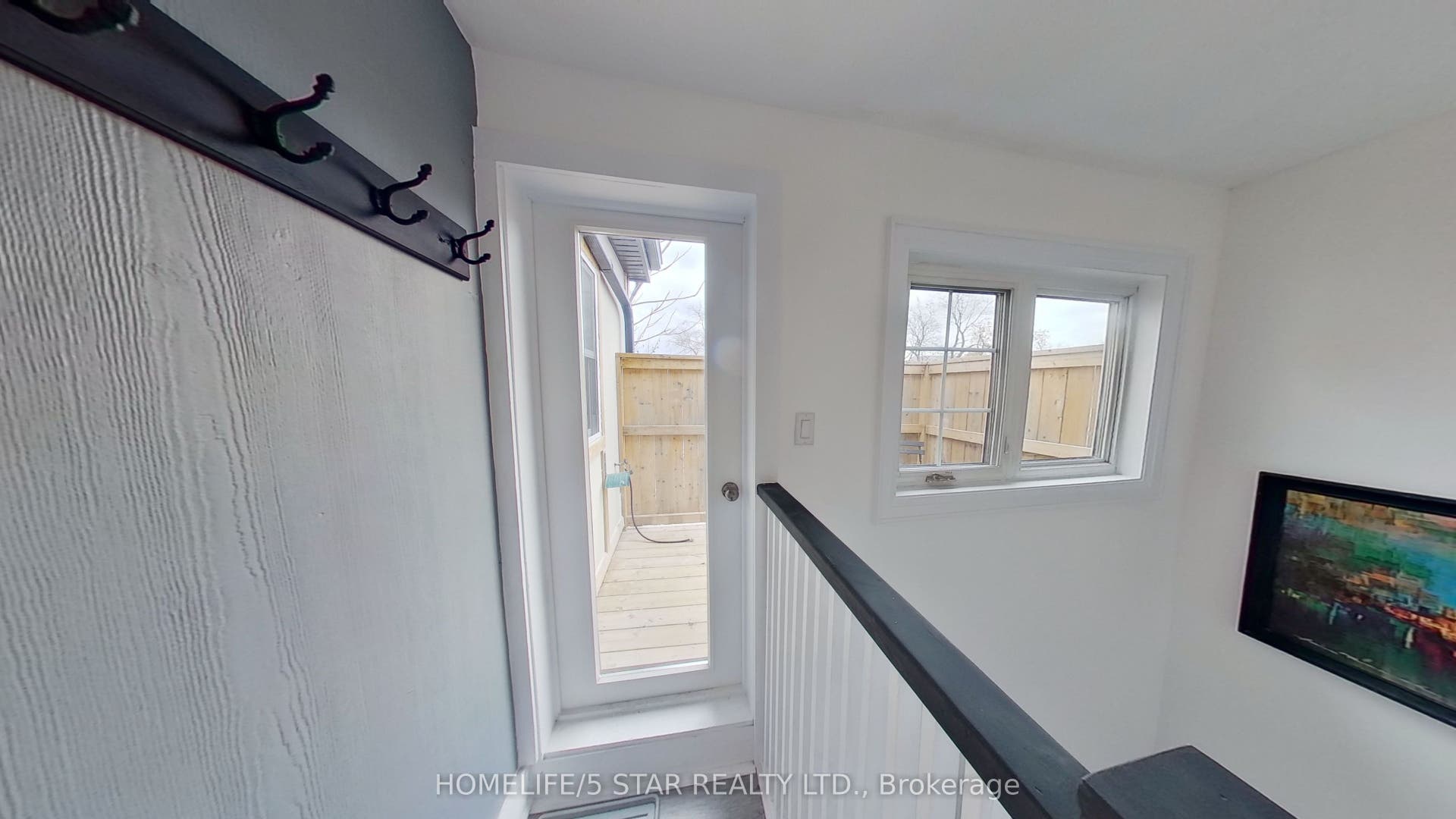 39 Humbert Street, #Apt 1, Toronto C, Toronto ON M6J 1M8 39 Humbert Street, #Apt 1, Toronto C, Toronto ON M6J 1M8