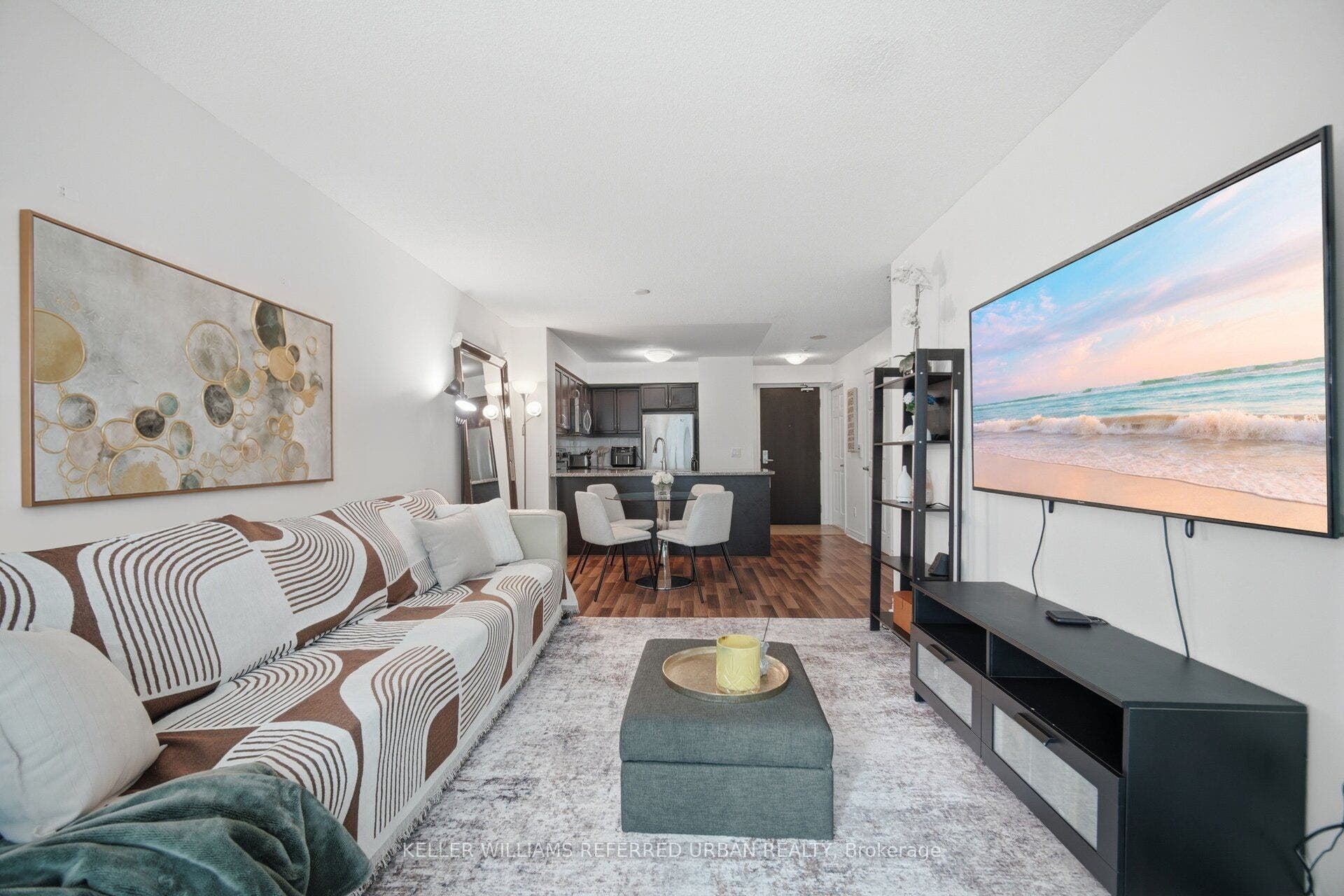 19 Grand Trunk Crescent, #3708, Toronto C01, Toronto C, Toronto ON M5J 3A3 19 Grand Trunk Crescent, #3708, Toronto C01, Toronto C, Toronto ON M5J 3A3