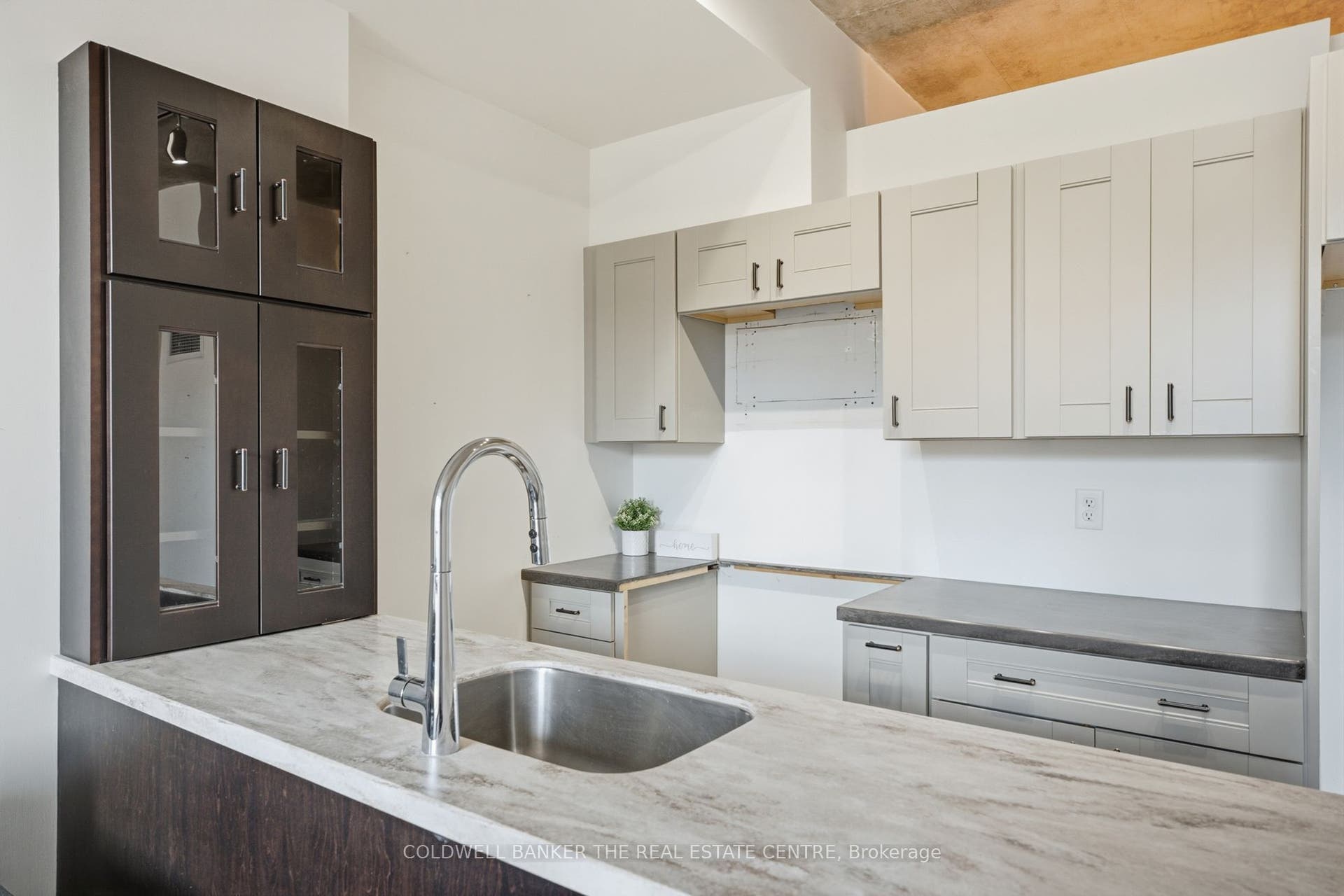 36 Charlotte Street, #501, Toronto C, Toronto ON M5V 3P7 Kitchen