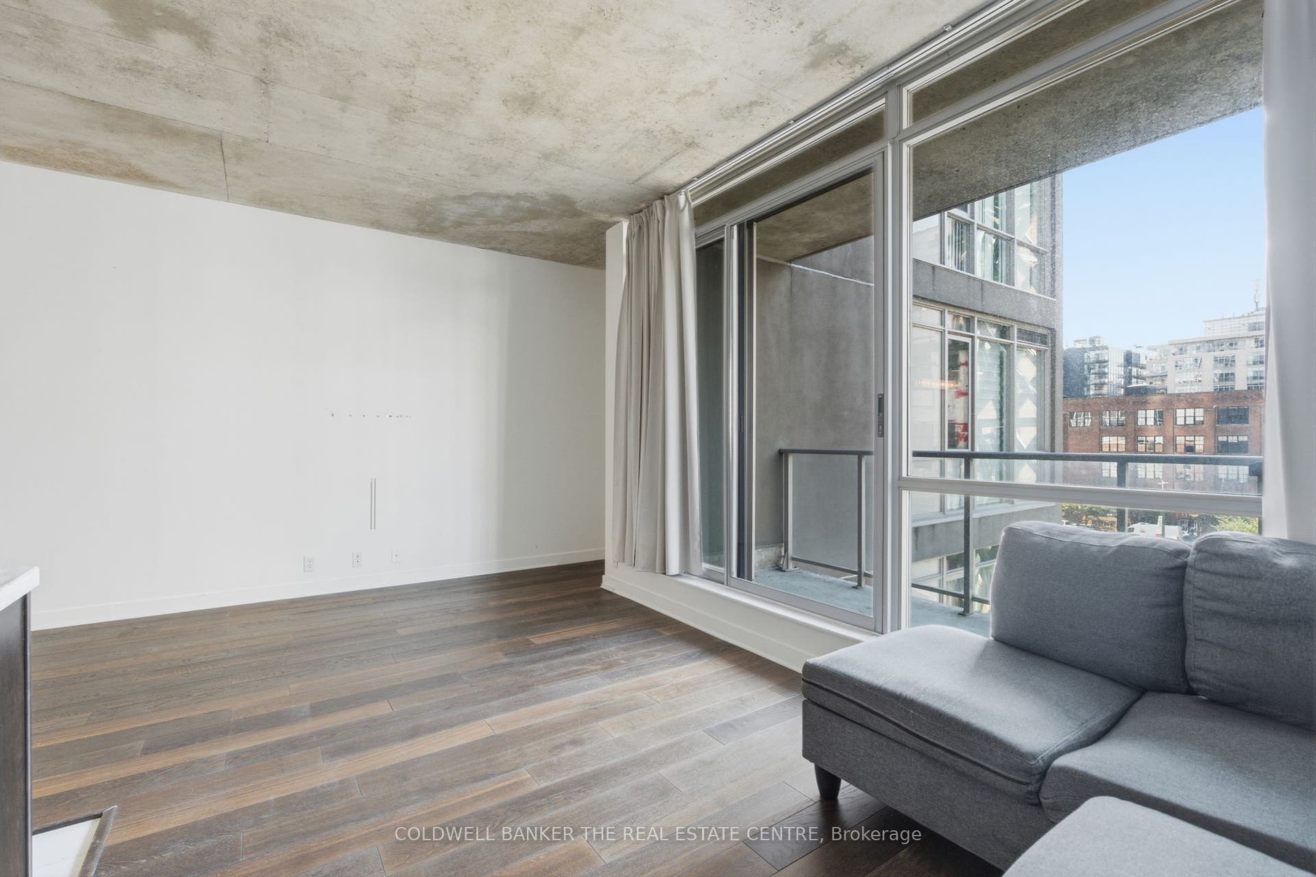 36 Charlotte Street, #501, Toronto C, Toronto ON M5V 3P7 Living Room