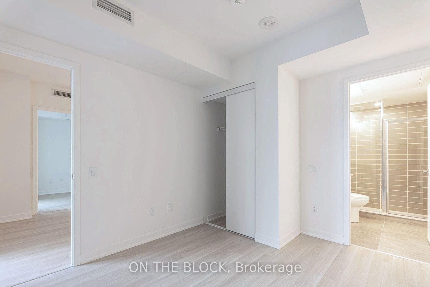 500 Wilson Avenue, #620, Toronto C, Toronto ON M3H 0E5
