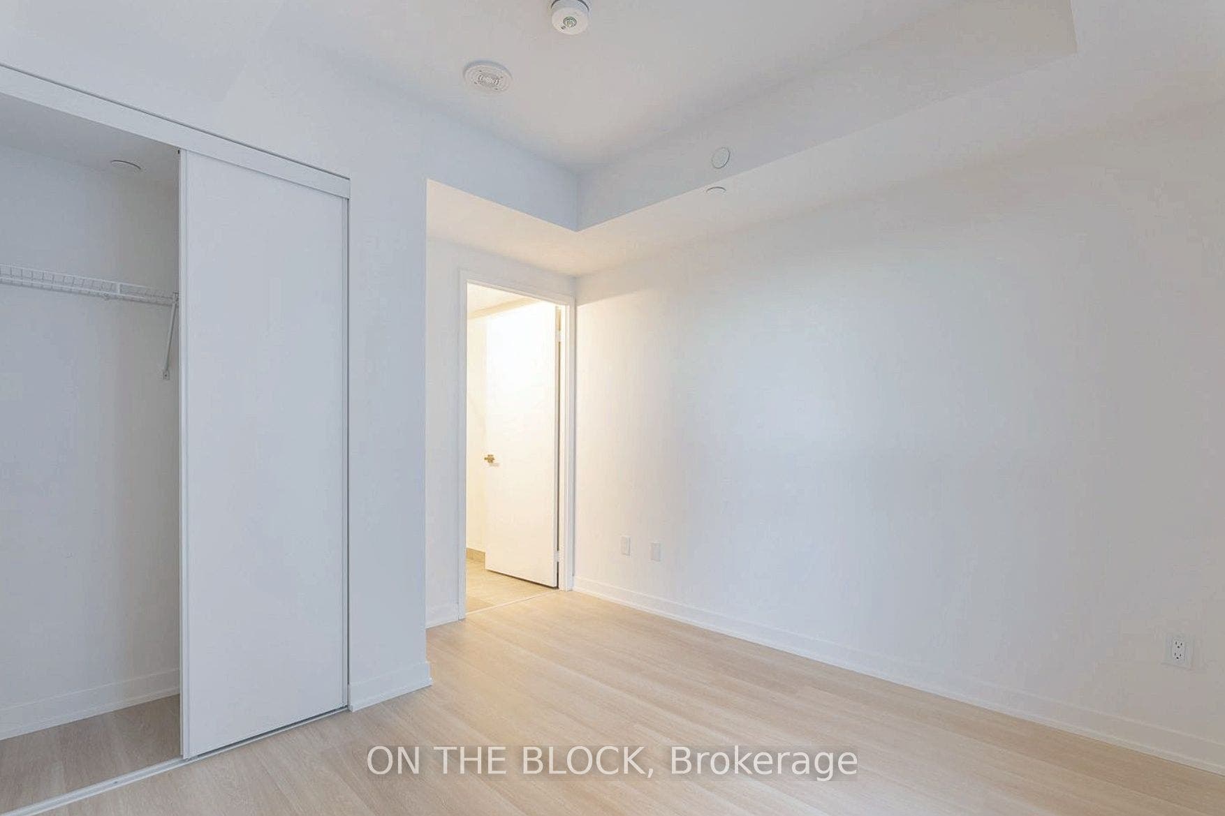 500 Wilson Avenue, #620, Toronto C, Toronto ON M3H 0E5