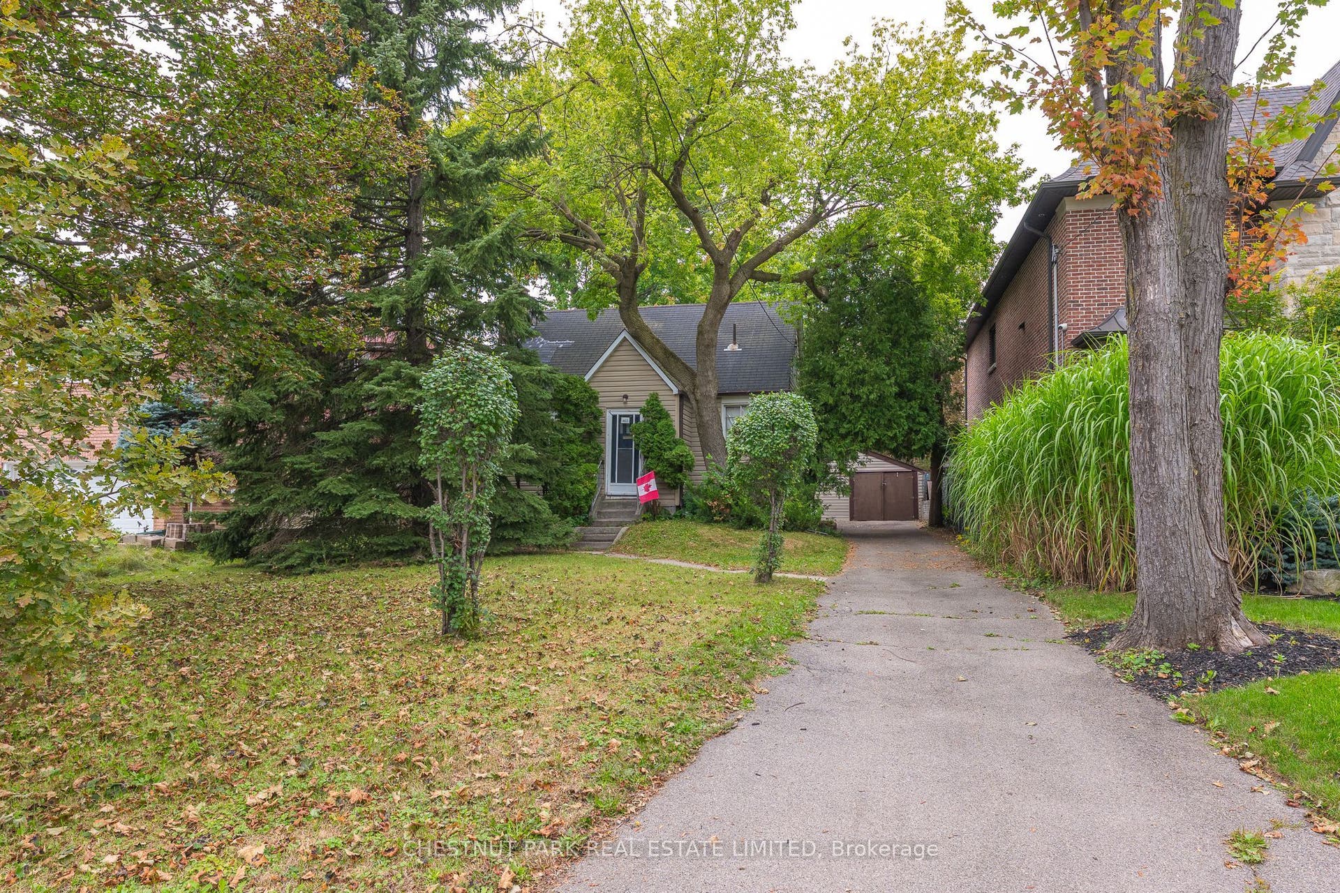 462 Ellerslie Avenue, Toronto C, Toronto ON M2R 1C4