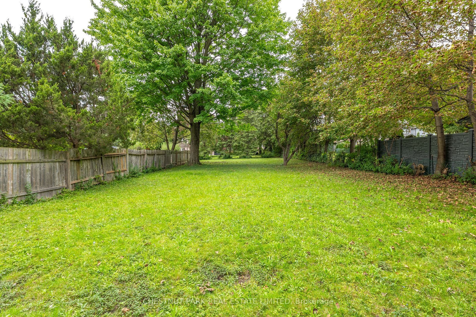 462 Ellerslie Avenue, Toronto C, Toronto ON M2R 1C4