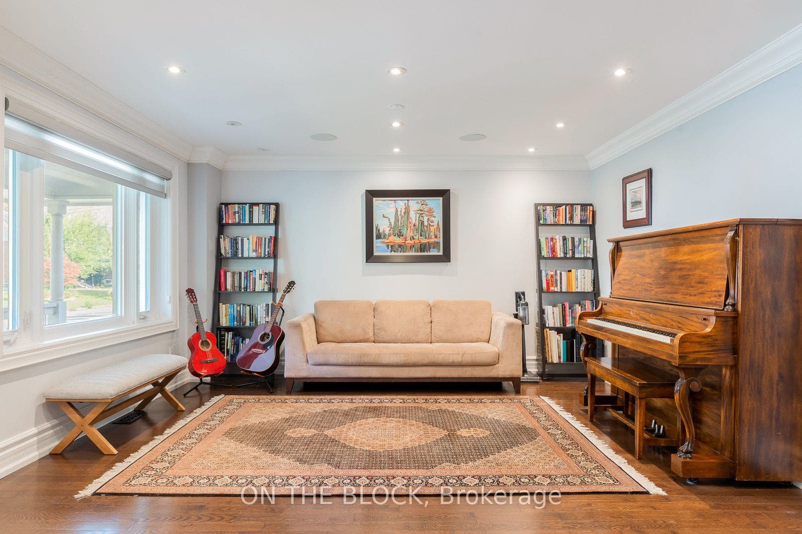 21 Craigmore Crescent, Toronto C, Toronto ON M2N 2Y2 21 Craigmore Crescent, Toronto C, Toronto ON M2N 2Y2
