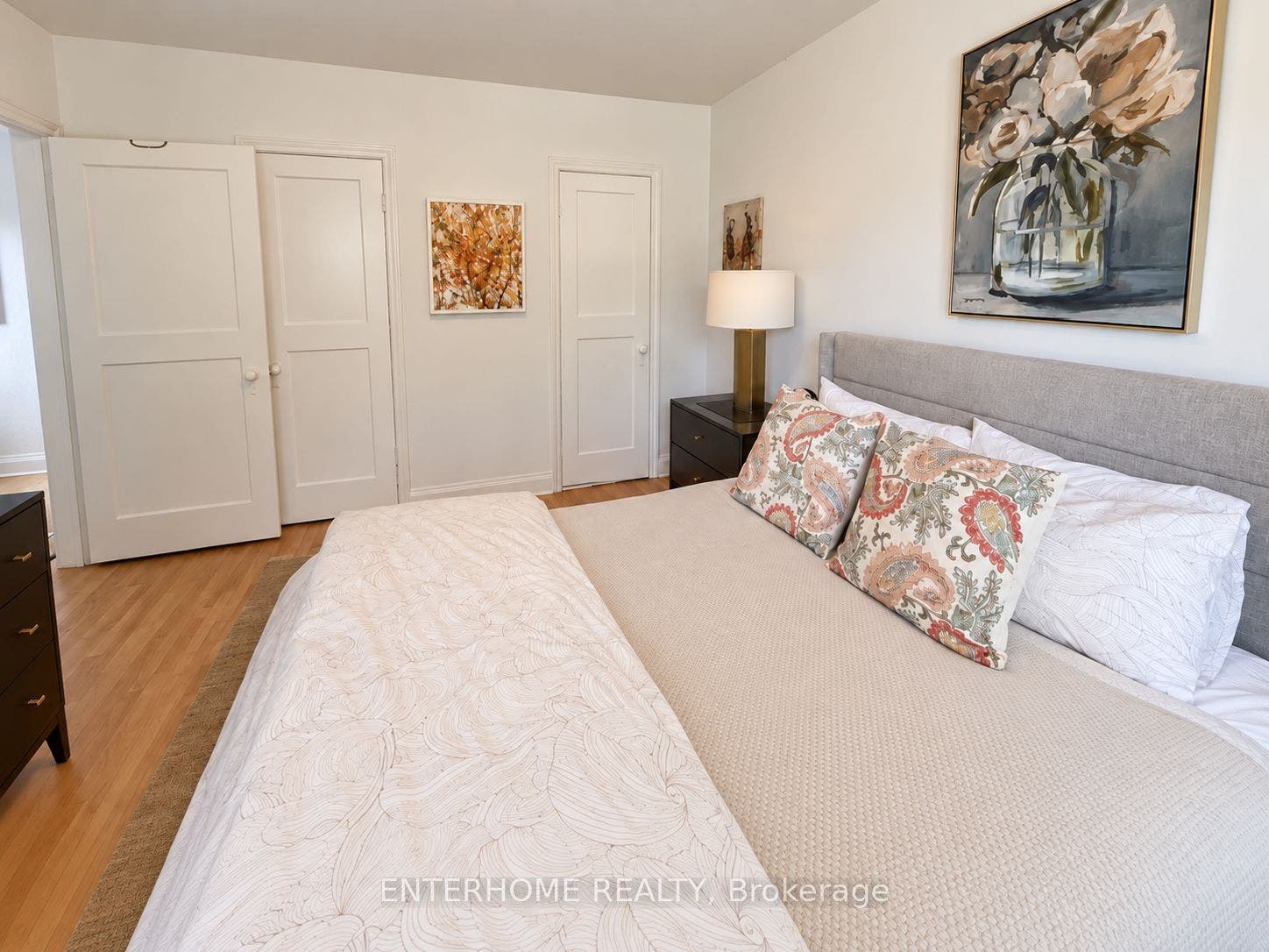 119 Glenvale Boulevard, Toronto C, Toronto ON M4G 2W1 119 Glenvale Boulevard, Toronto C, Toronto ON M4G 2W1