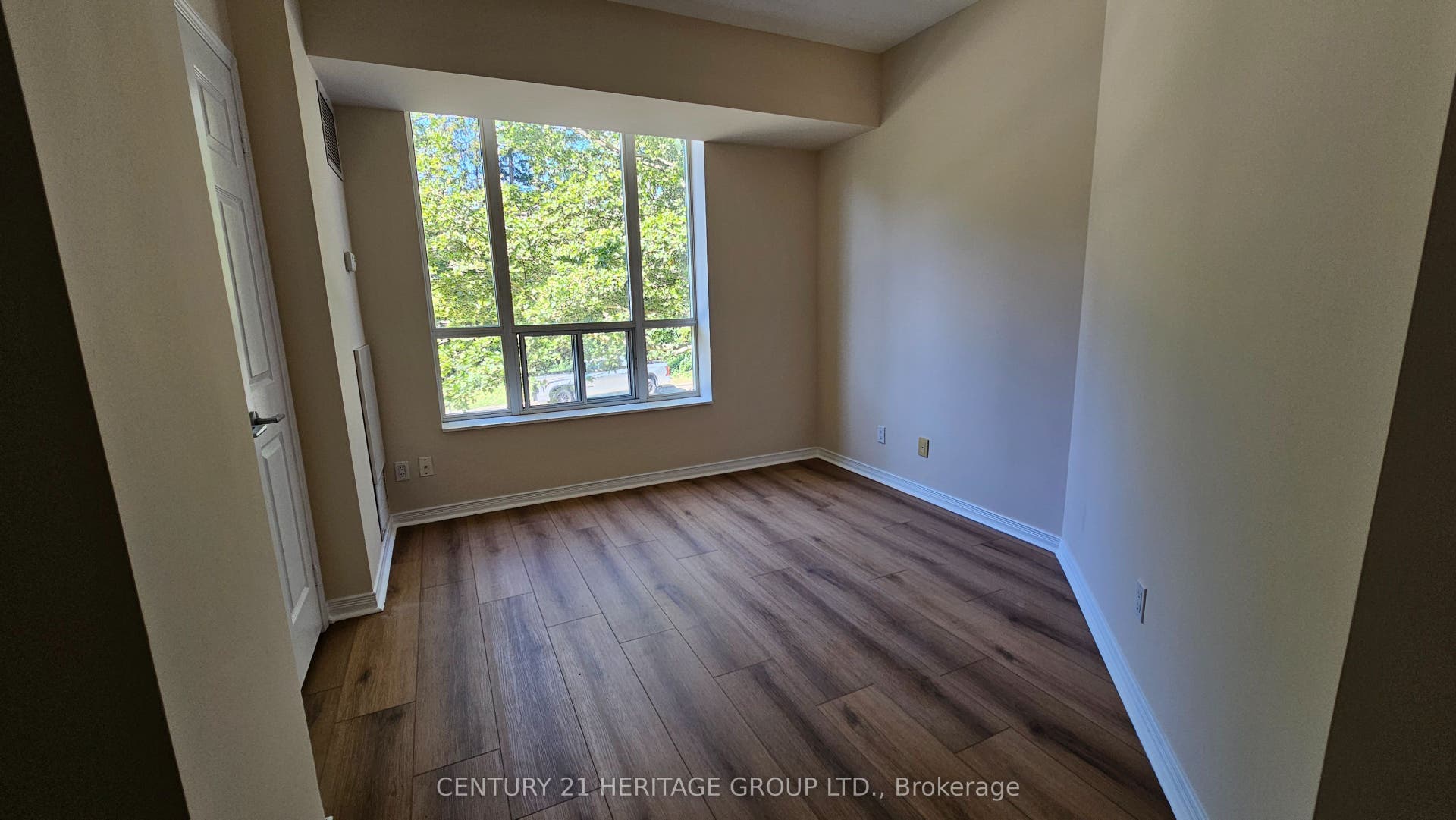 451 Rosewell Avenue, #202, Toronto C, Toronto ON M4R 2H8