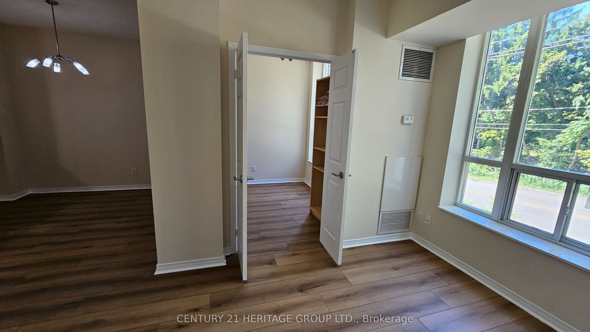 451 Rosewell Avenue, #202, Toronto C, Toronto ON M4R 2H8