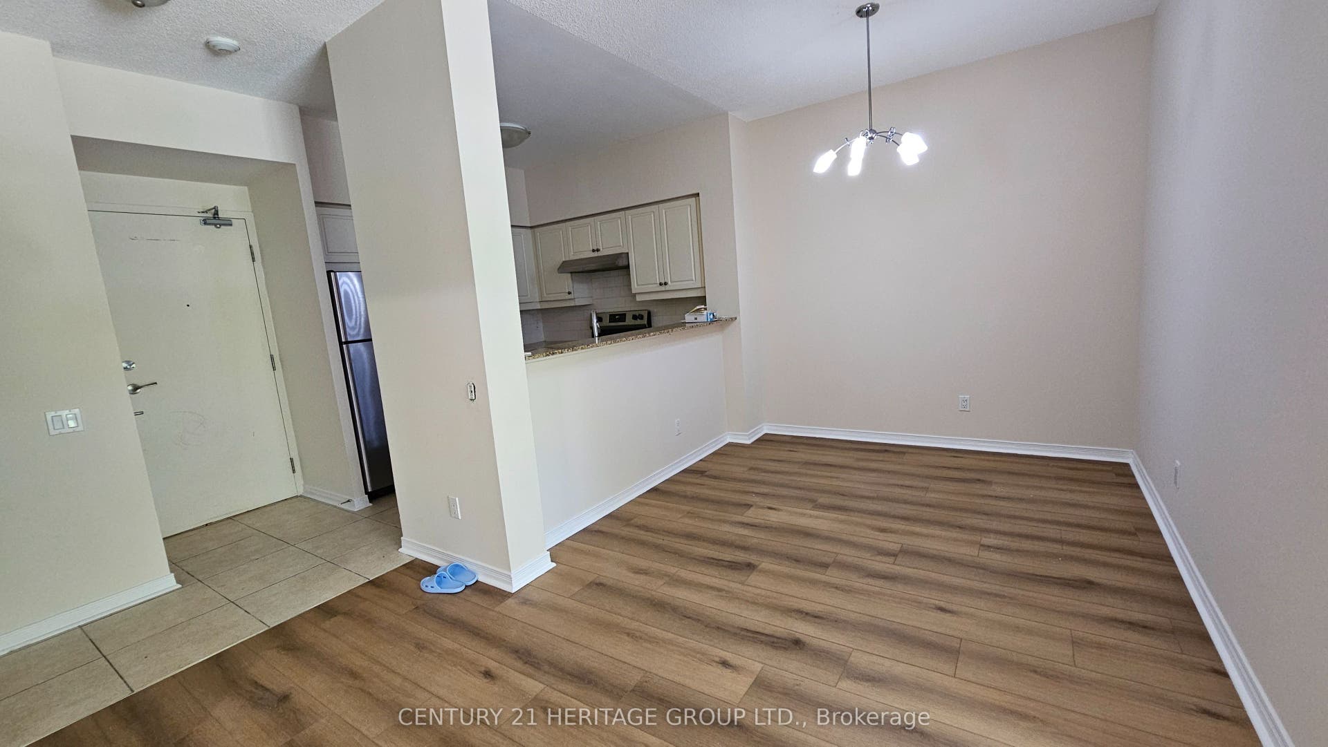 451 Rosewell Avenue, #202, Toronto C, Toronto ON M4R 2H8