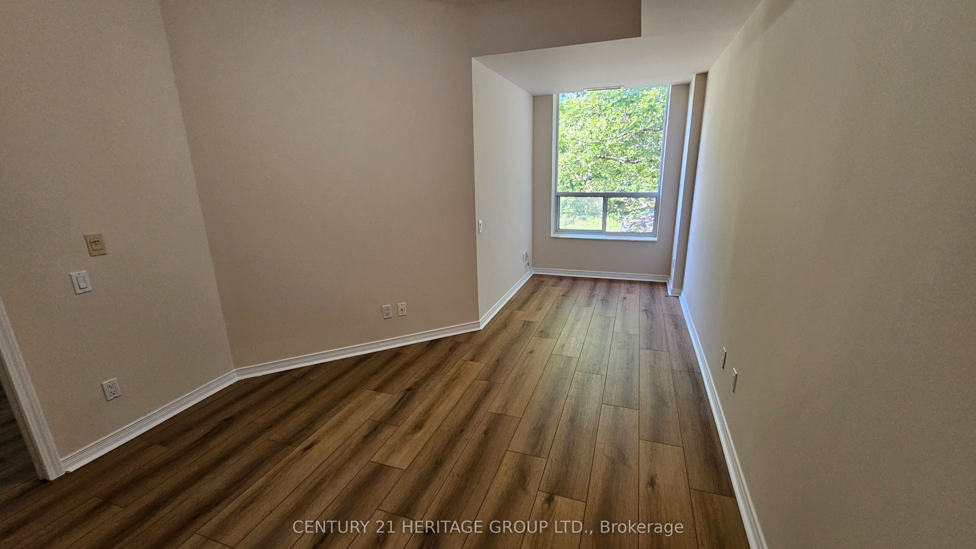 451 Rosewell Avenue, #202, Toronto C, Toronto ON M4R 2H8