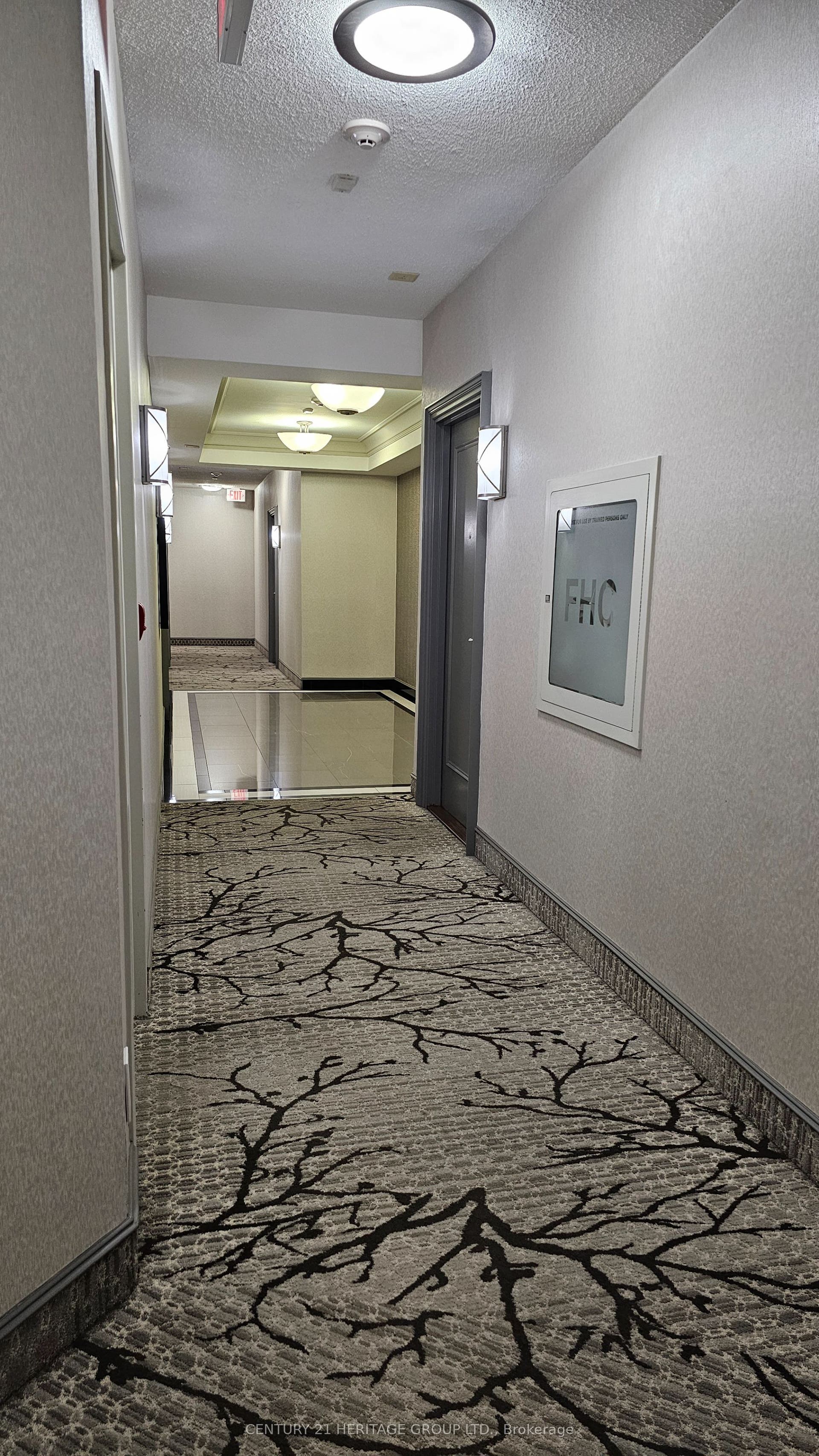 451 Rosewell Avenue, #202, Toronto C, Toronto ON M4R 2H8