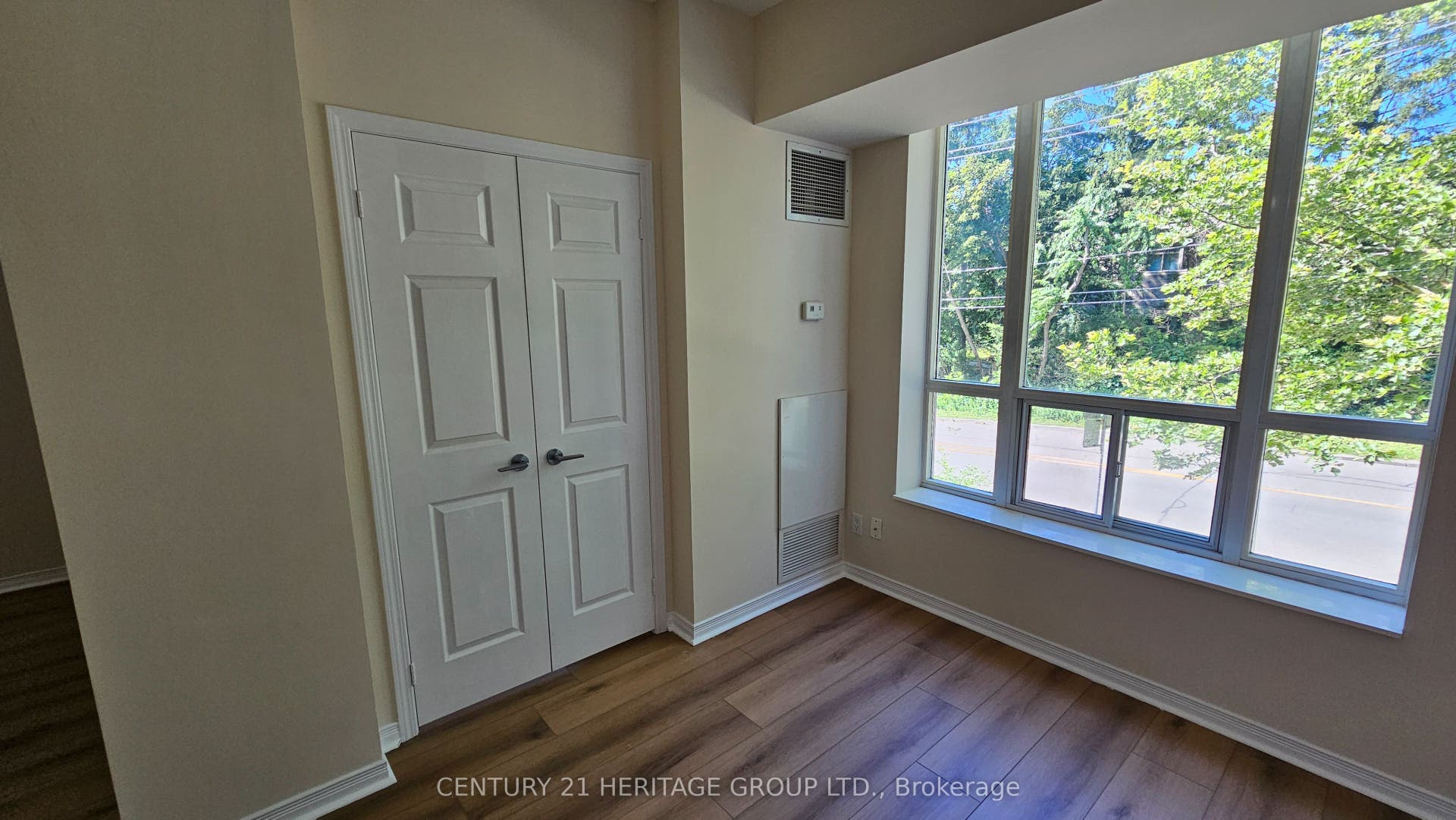 451 Rosewell Avenue, #202, Toronto C, Toronto ON M4R 2H8