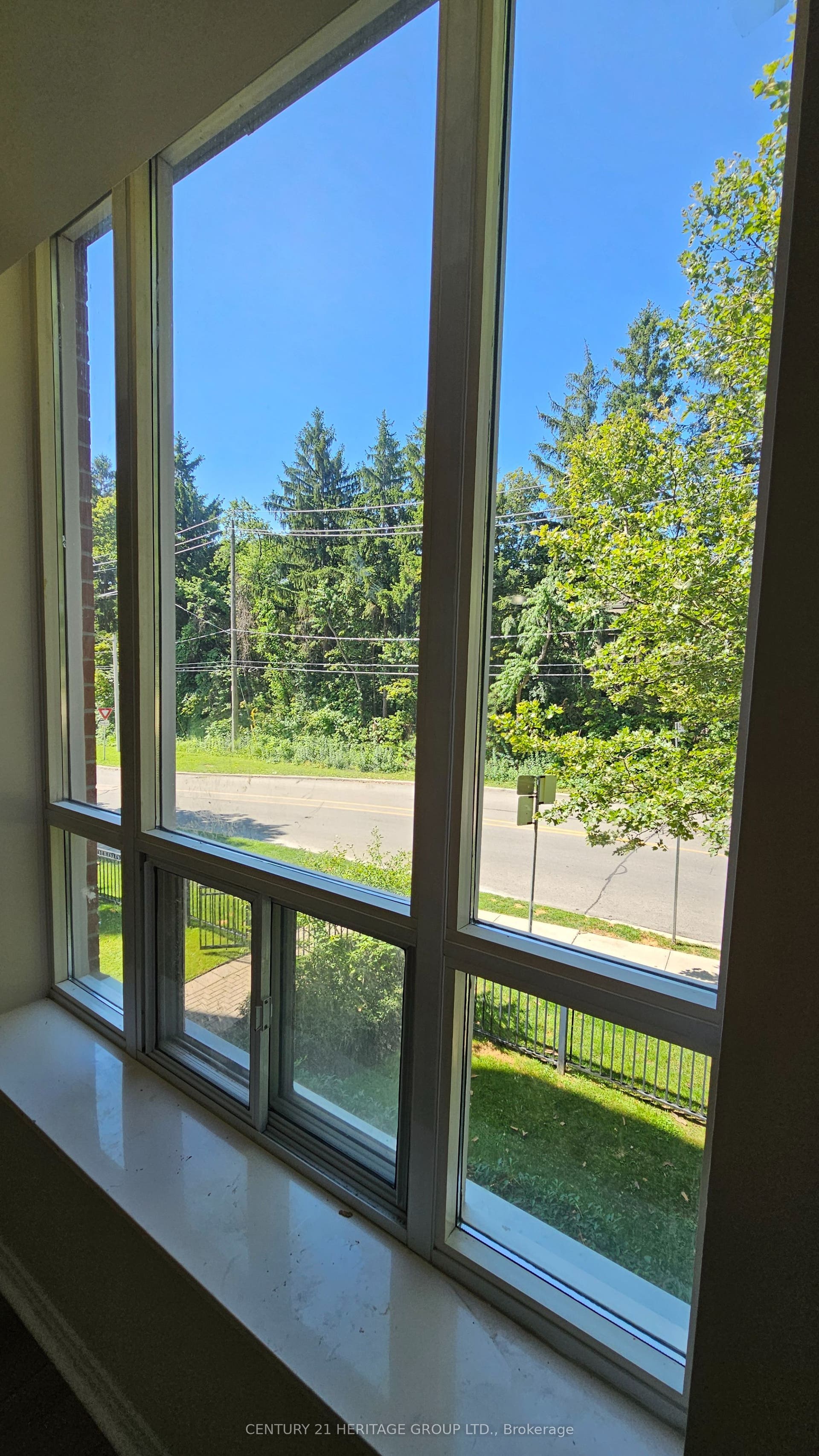 451 Rosewell Avenue, #202, Toronto C, Toronto ON M4R 2H8