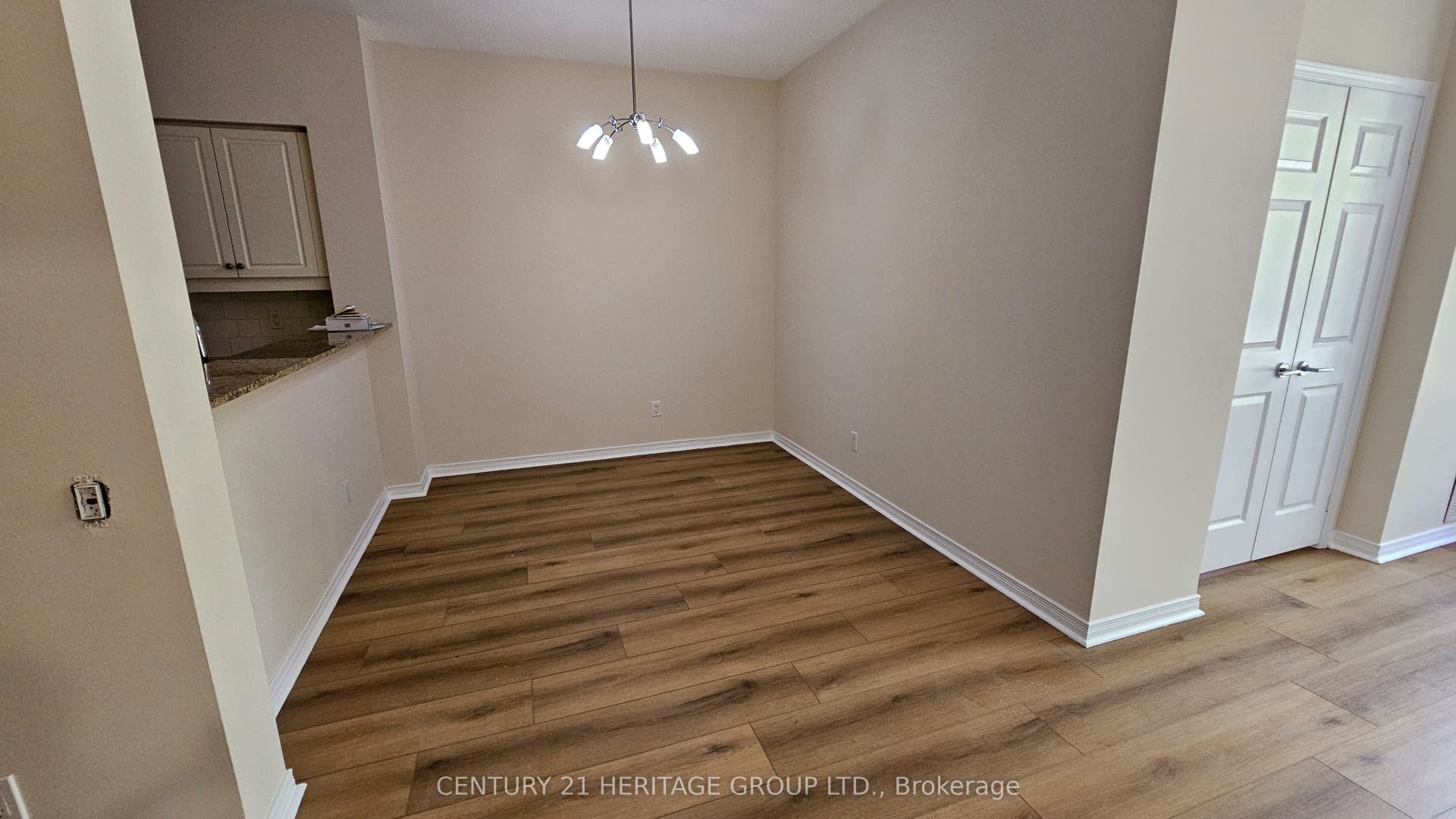 451 Rosewell Avenue, #202, Toronto C, Toronto ON M4R 2H8