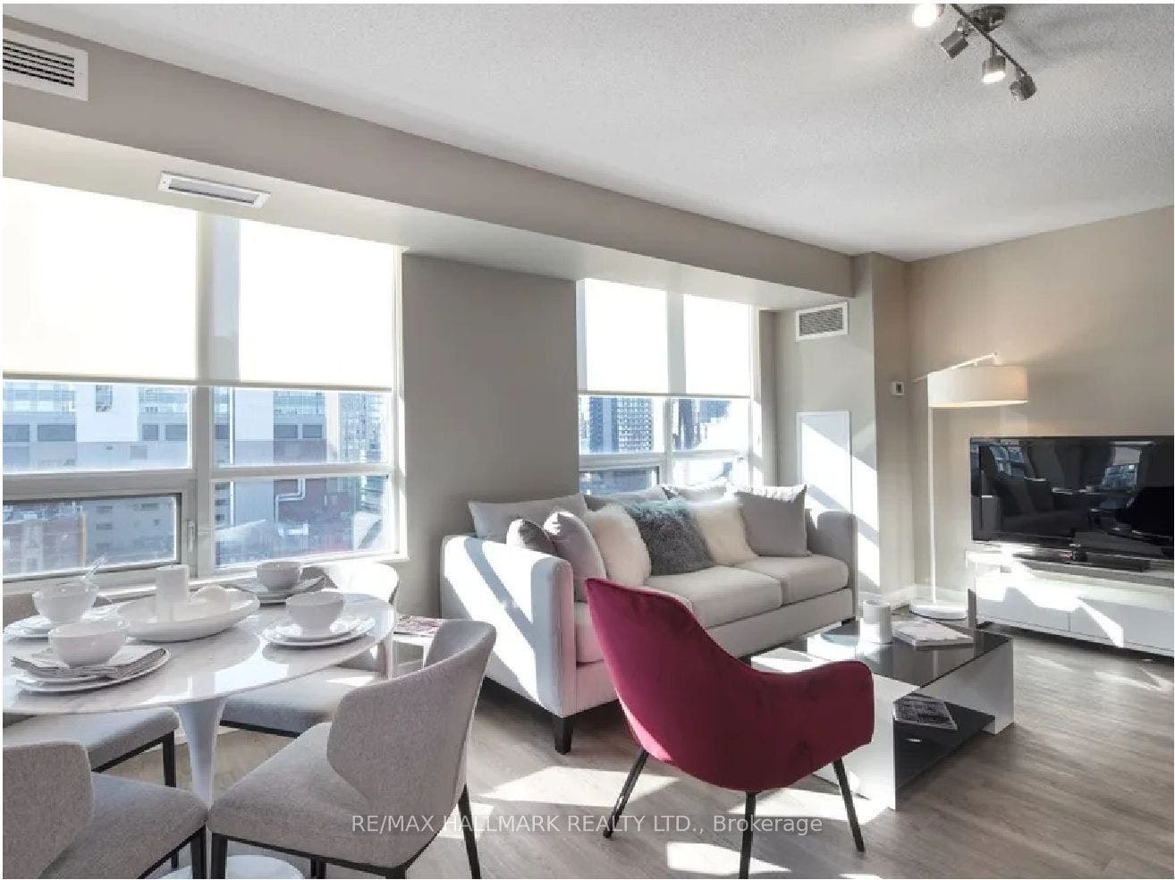 167 Church Street, #314, Toronto C08, Toronto C, Toronto ON M5B 1Y4