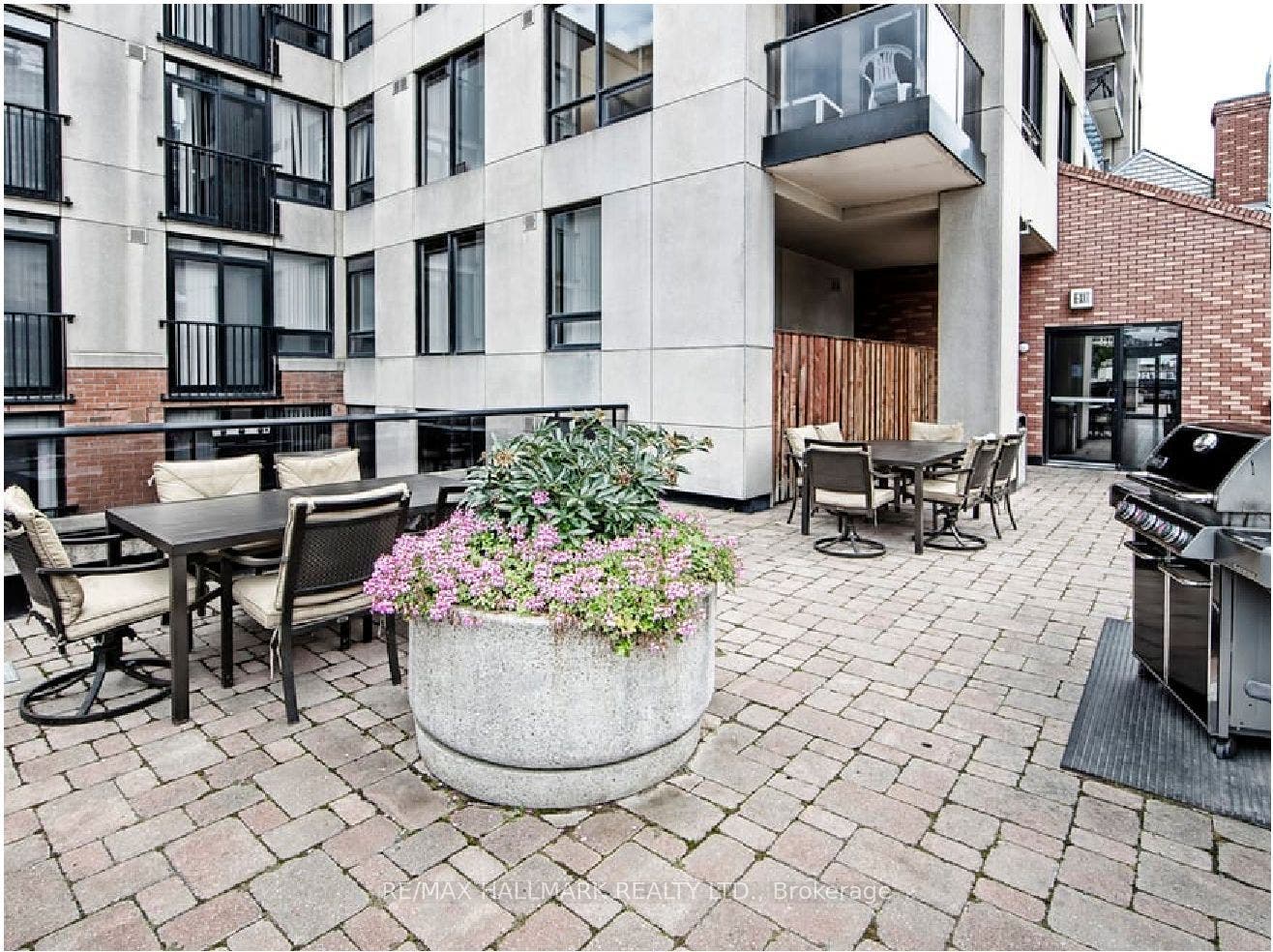 167 Church Street, #314, Toronto C08, Toronto C, Toronto ON M5B 1Y4