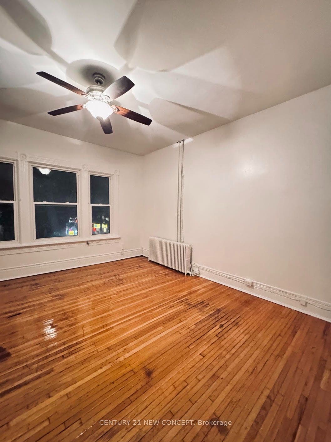 585 Parliament Street, #Upper Level, Toronto C, Toronto ON M4X 1P9 585 Parliament Street, #Upper Level, Toronto C, Toronto ON M4X 1P9