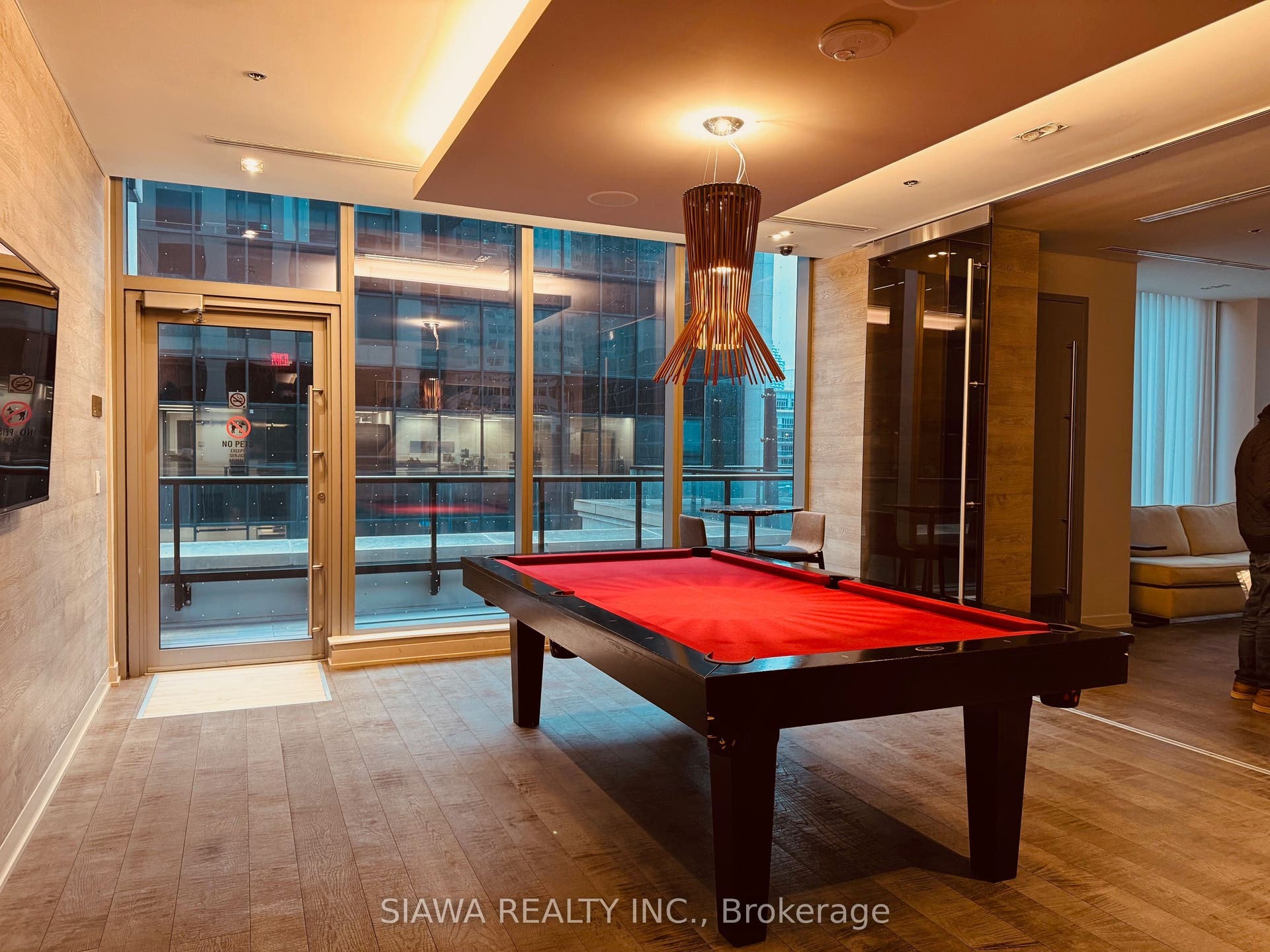 88 Scott Street, #1707, Toronto C, Toronto ON M5E 0A9
